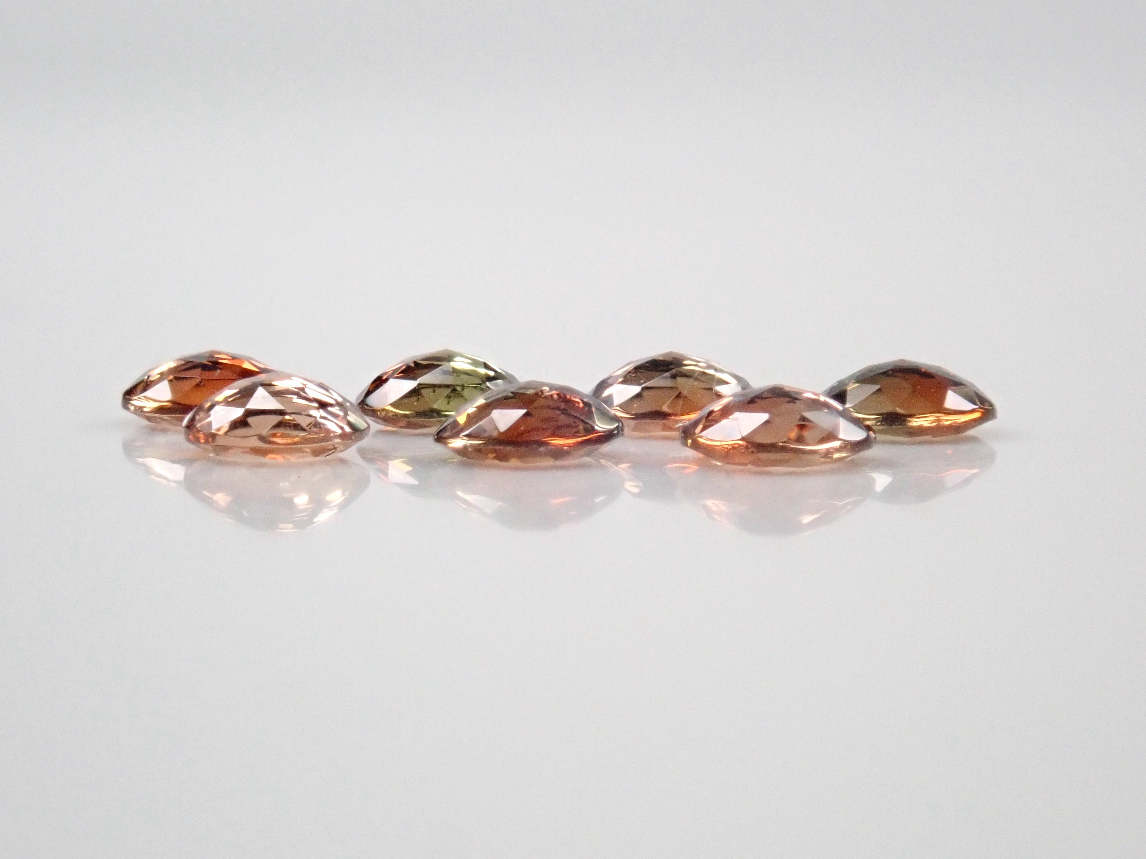 [Limited 7 stones] [Mr. KEN] 1 stone loose Andalusite from Spain (Rose cut, 3.5mm) [Multiple purchase discount] [Yuichiro Abe's work motif]