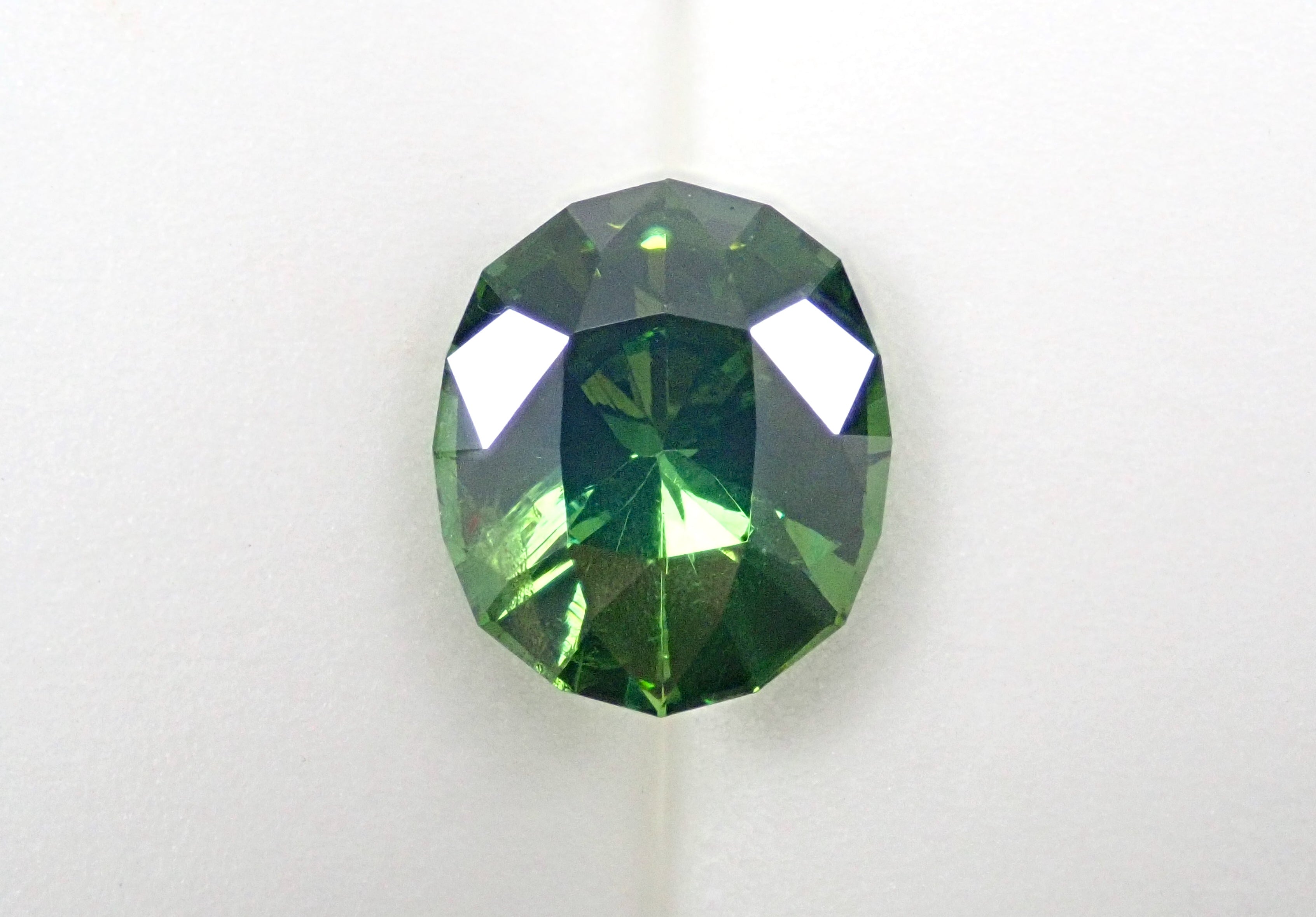 Green zircon 4.361ct loose