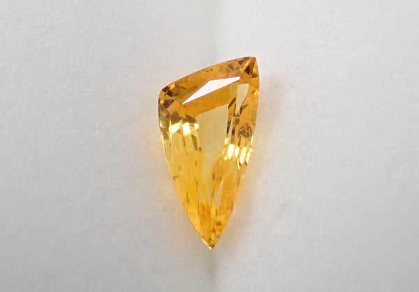 Yellow sapphire from Sri Lanka 0.736ct loose