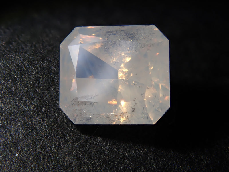 グレーダイヤモンド 0.618ctルース