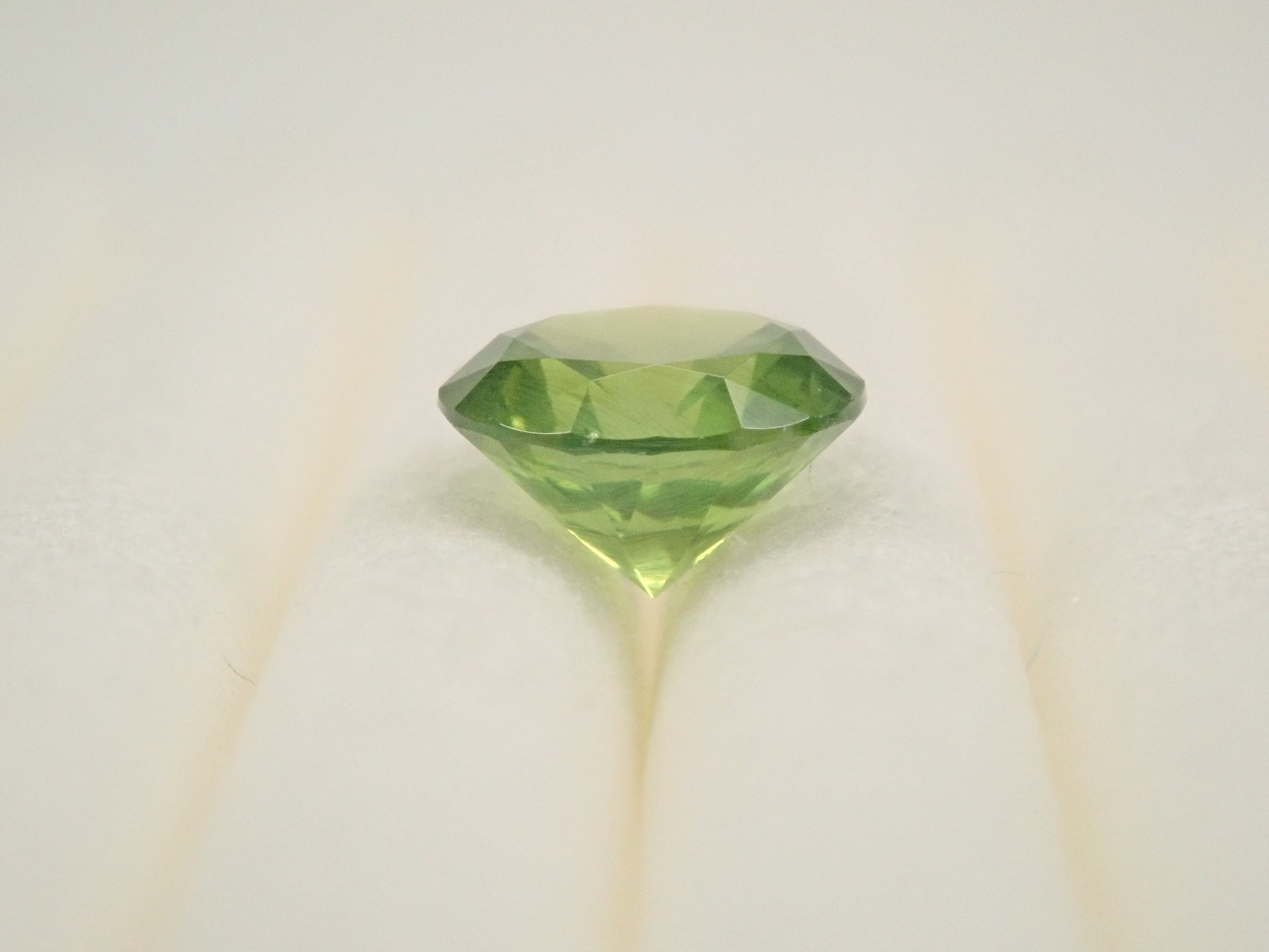 [12557252] 俄羅斯馬尾翠榴石 0.445克拉 散石