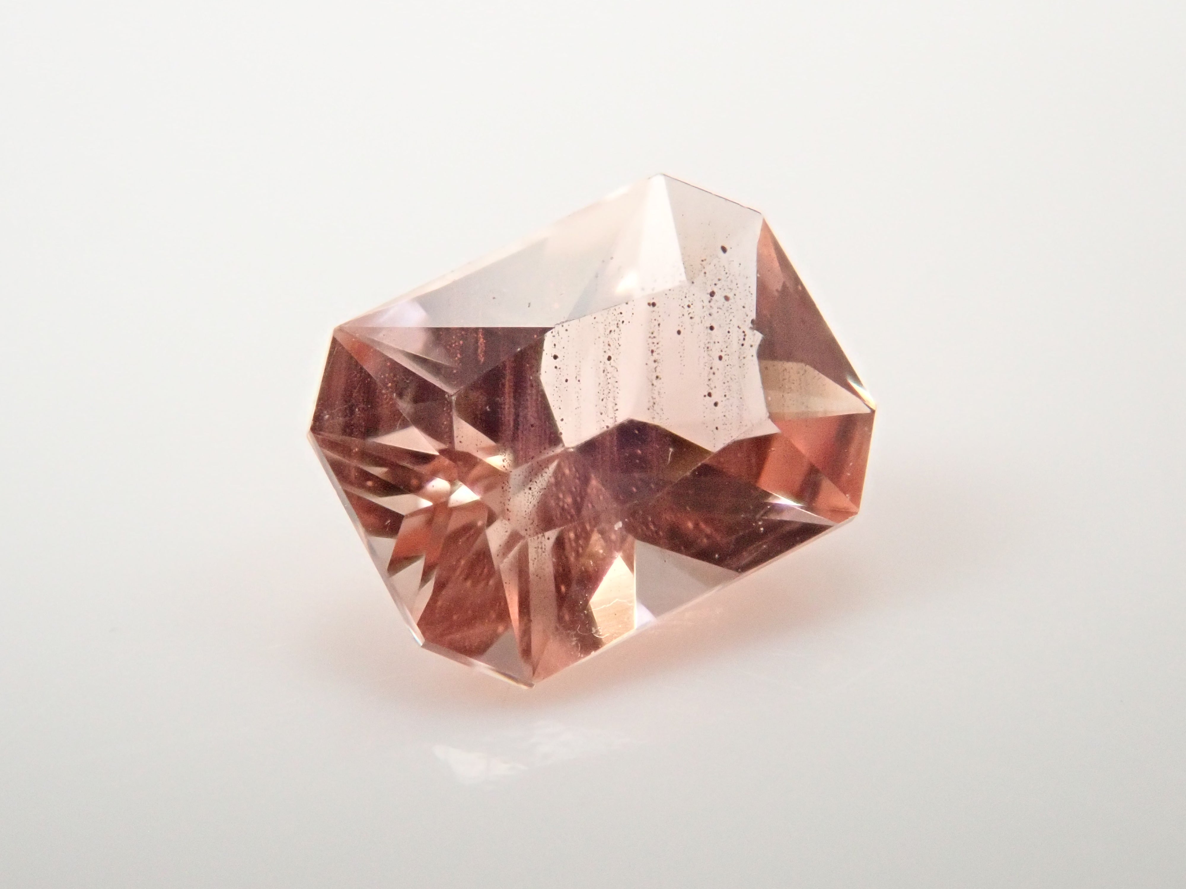 【2/17 22時販売】アメリカ産オレゴンサンストーン 0.318ctルース