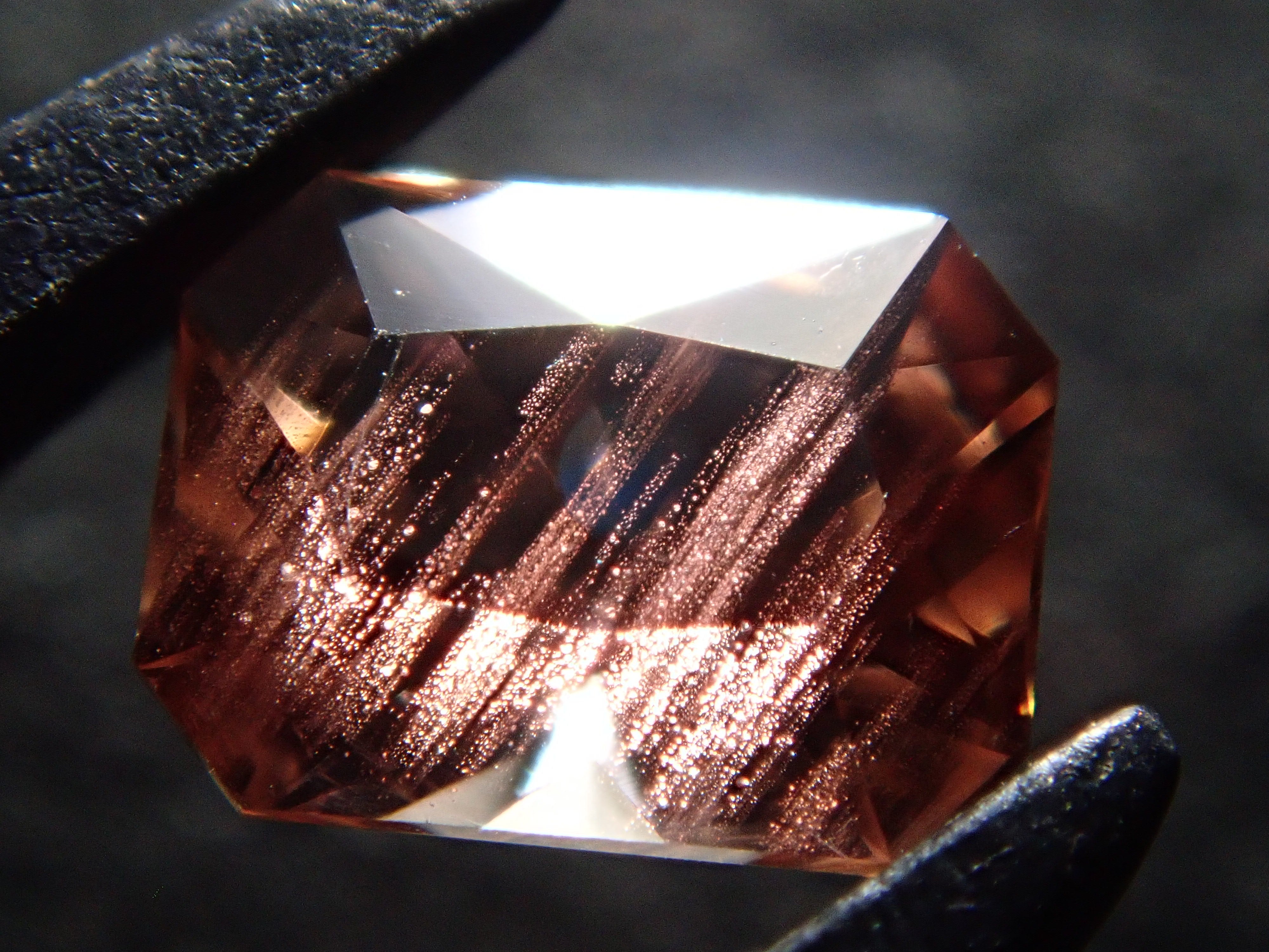 【2/17 22時販売】アメリカ産オレゴンサンストーン 0.318ctルース