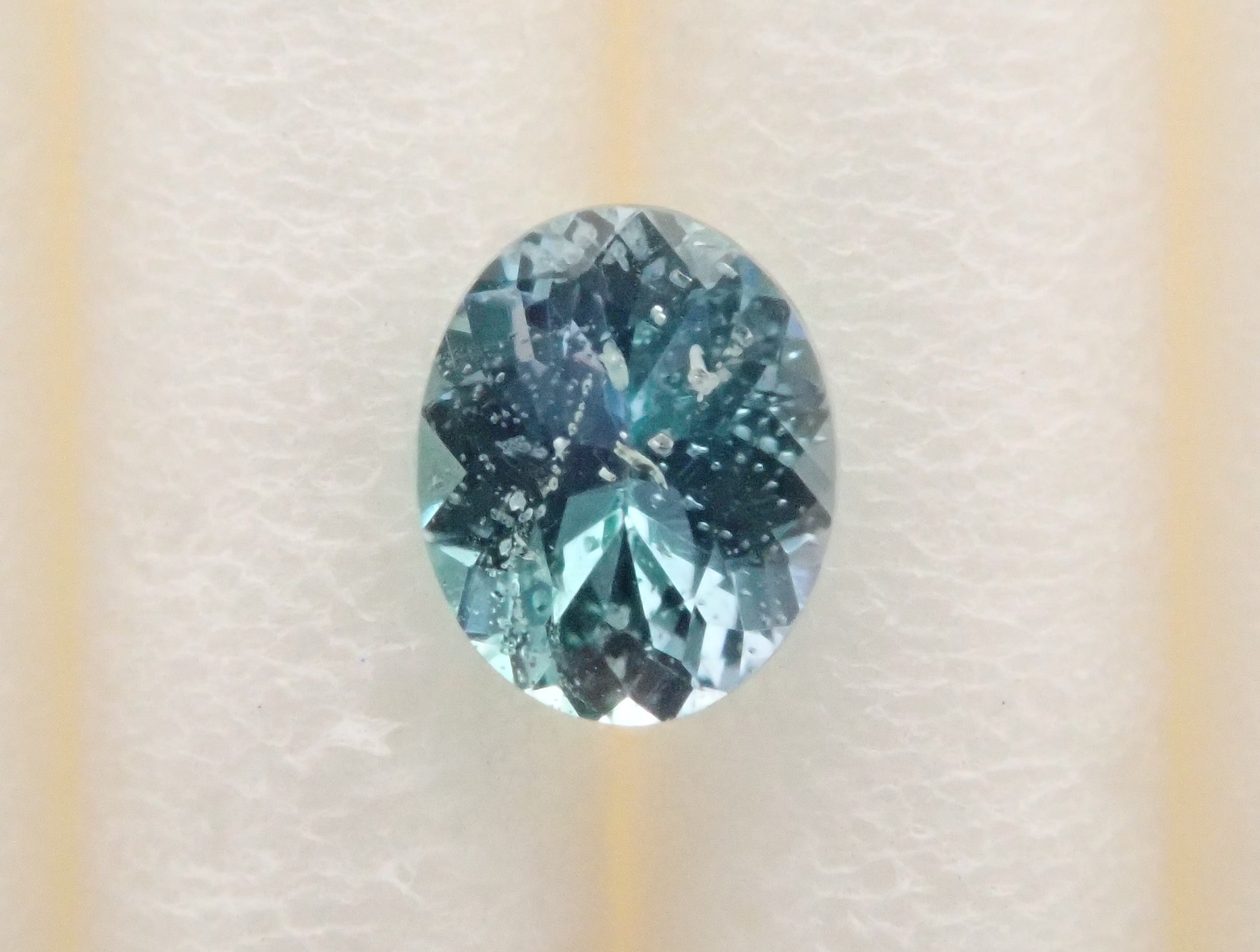 【2/18 22時販売】タンザニア産コーネルピン 0.132ctルース