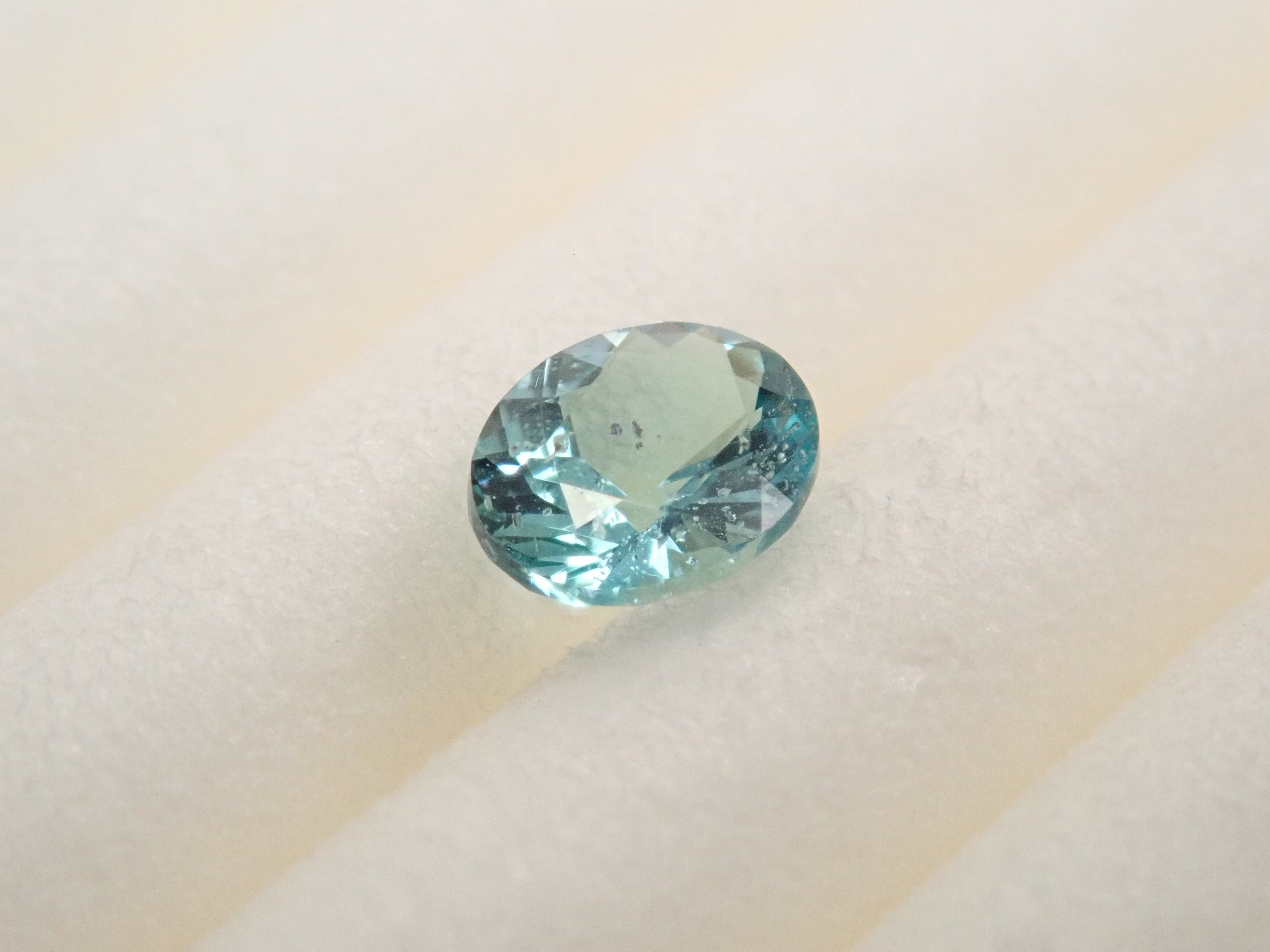 [12559007] 坦尚尼亞角石 0.132克拉散石