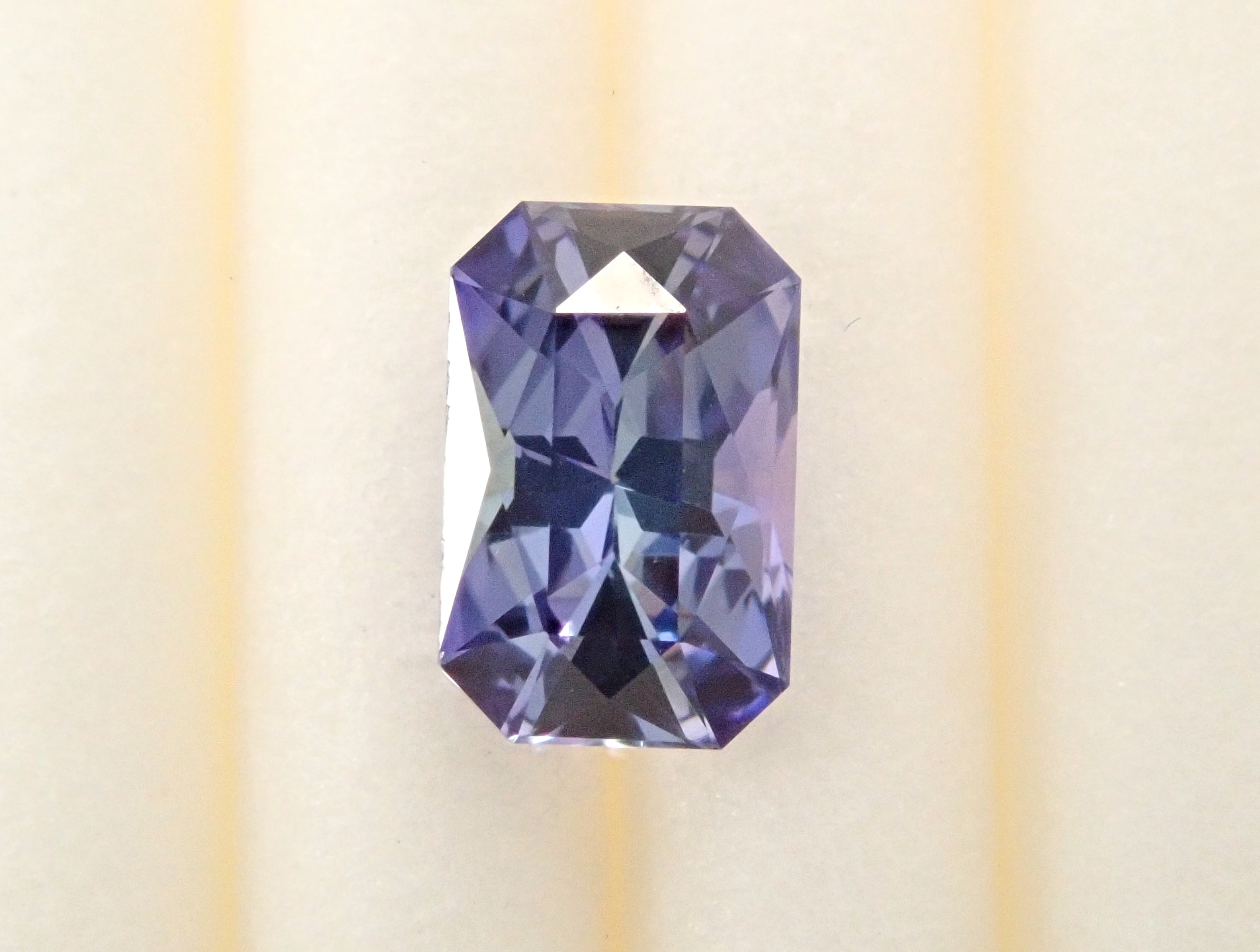 [12559523] Tanzanite from Tanzania 0.417ct loose stone