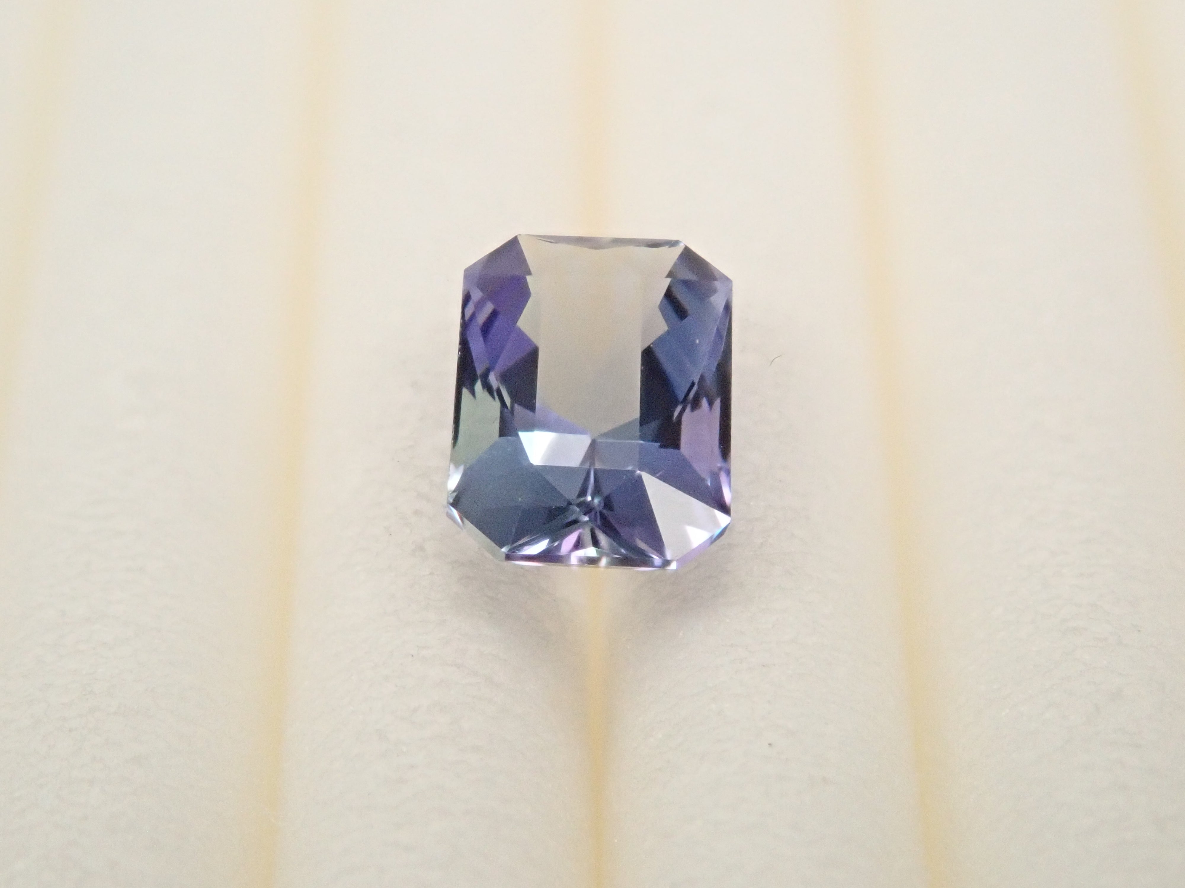 [12559523] Tanzanite from Tanzania 0.417ct loose stone
