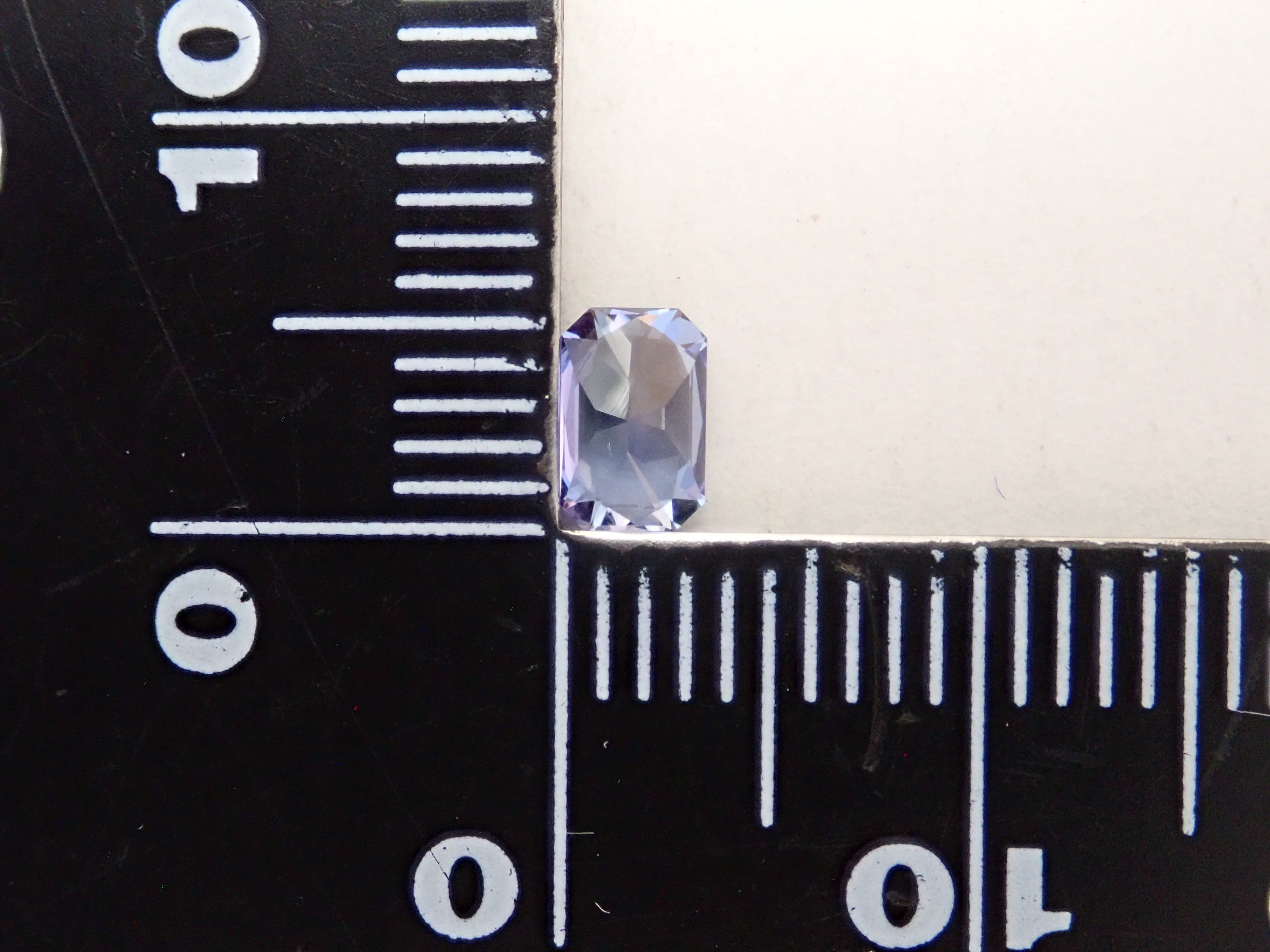 [12559523] Tanzanite from Tanzania 0.417ct loose stone