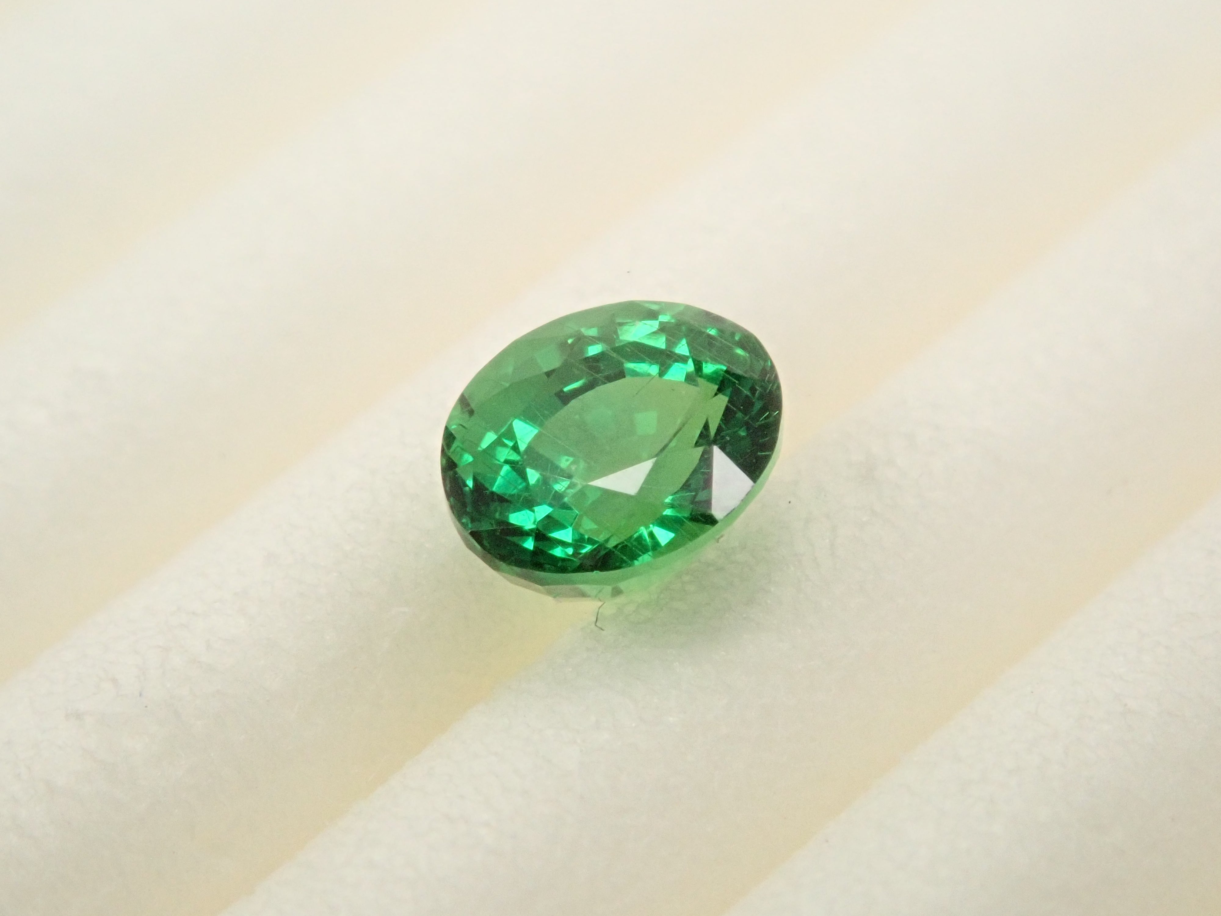 [12559880] Kenyan Tsavorite 0.347ct Loose Stone