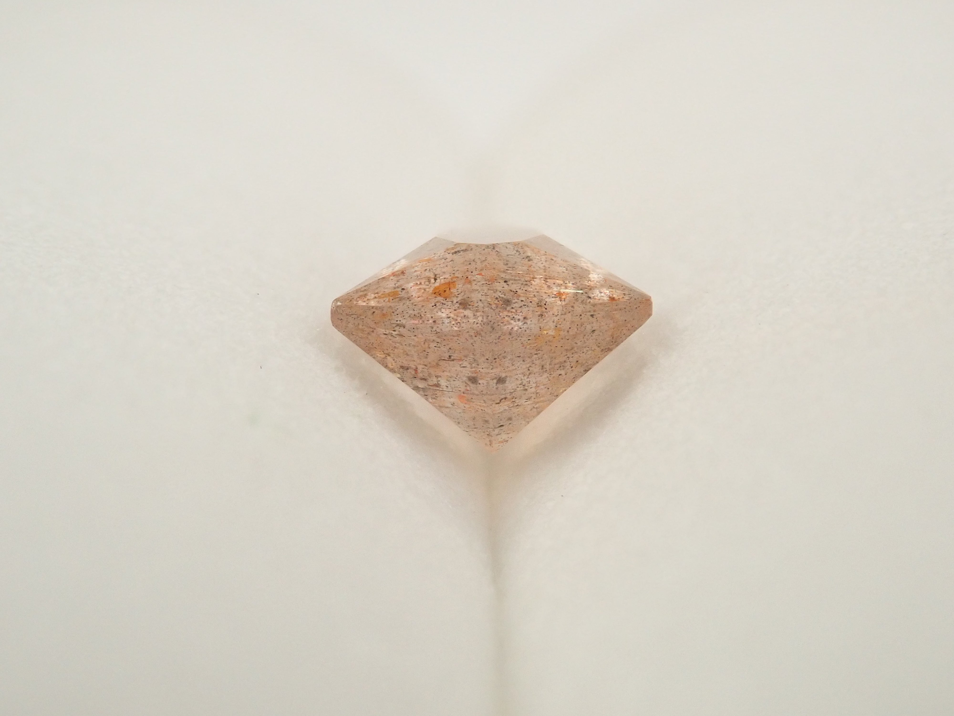 [12559554] Aventurine Beryl 0.933ct Loose Stone