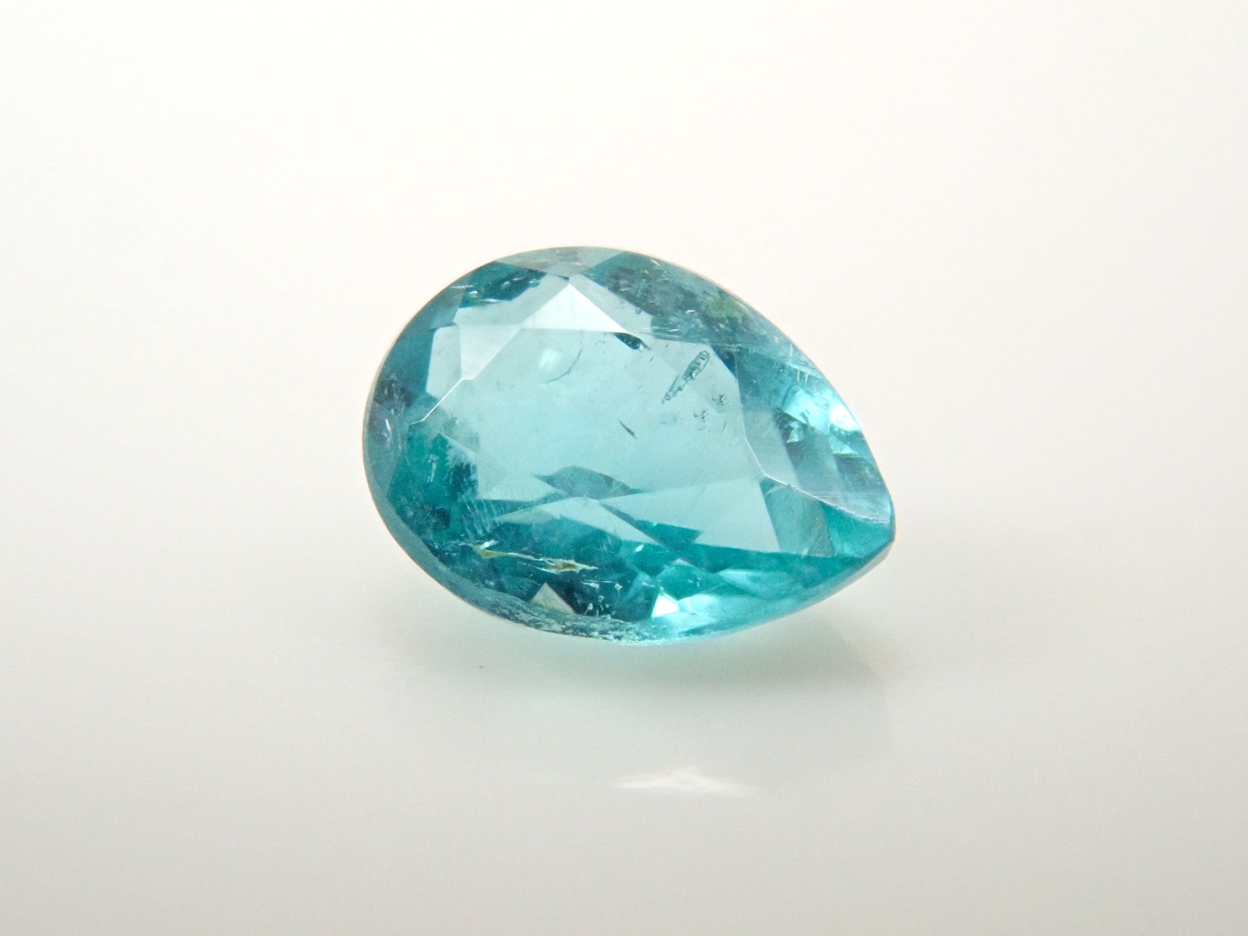 【2/8 22時販売】ブラジル産パライバトルマリン 0.162ctルース（CuO：1.0%,MnO：3.5%）