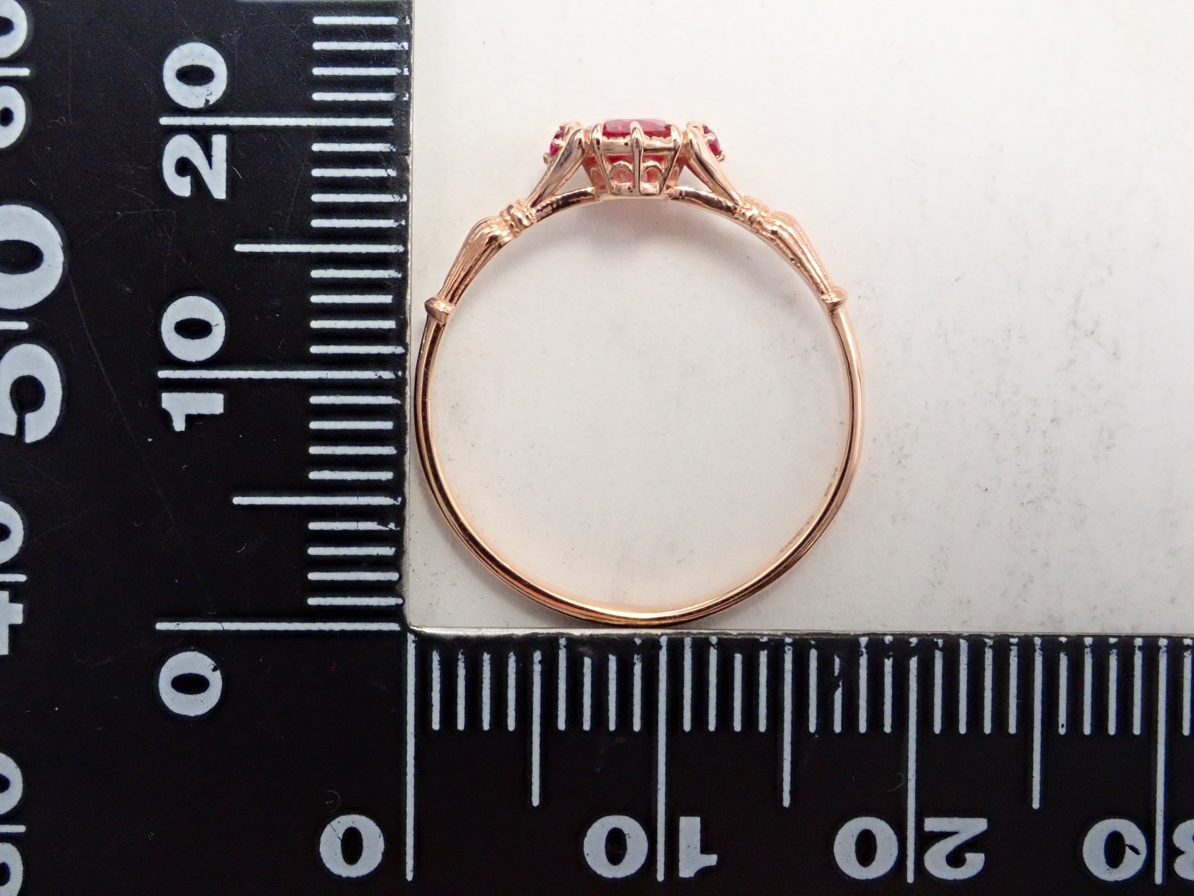 [Lottery Sale 0201_09] 18K Gold and Silver Thai Pigeon Blood Ruby 0.38ct Ring AIGS