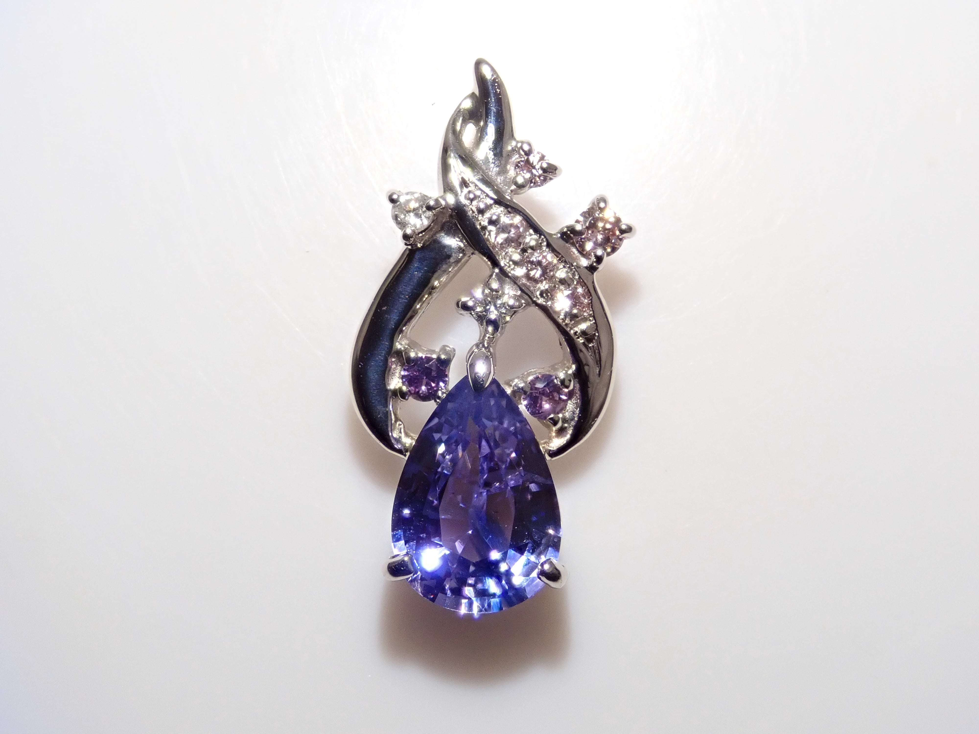 [Lottery Sale 0201_10] Pt950 Bicolor Sapphire Pendant Top (Necklace Top)