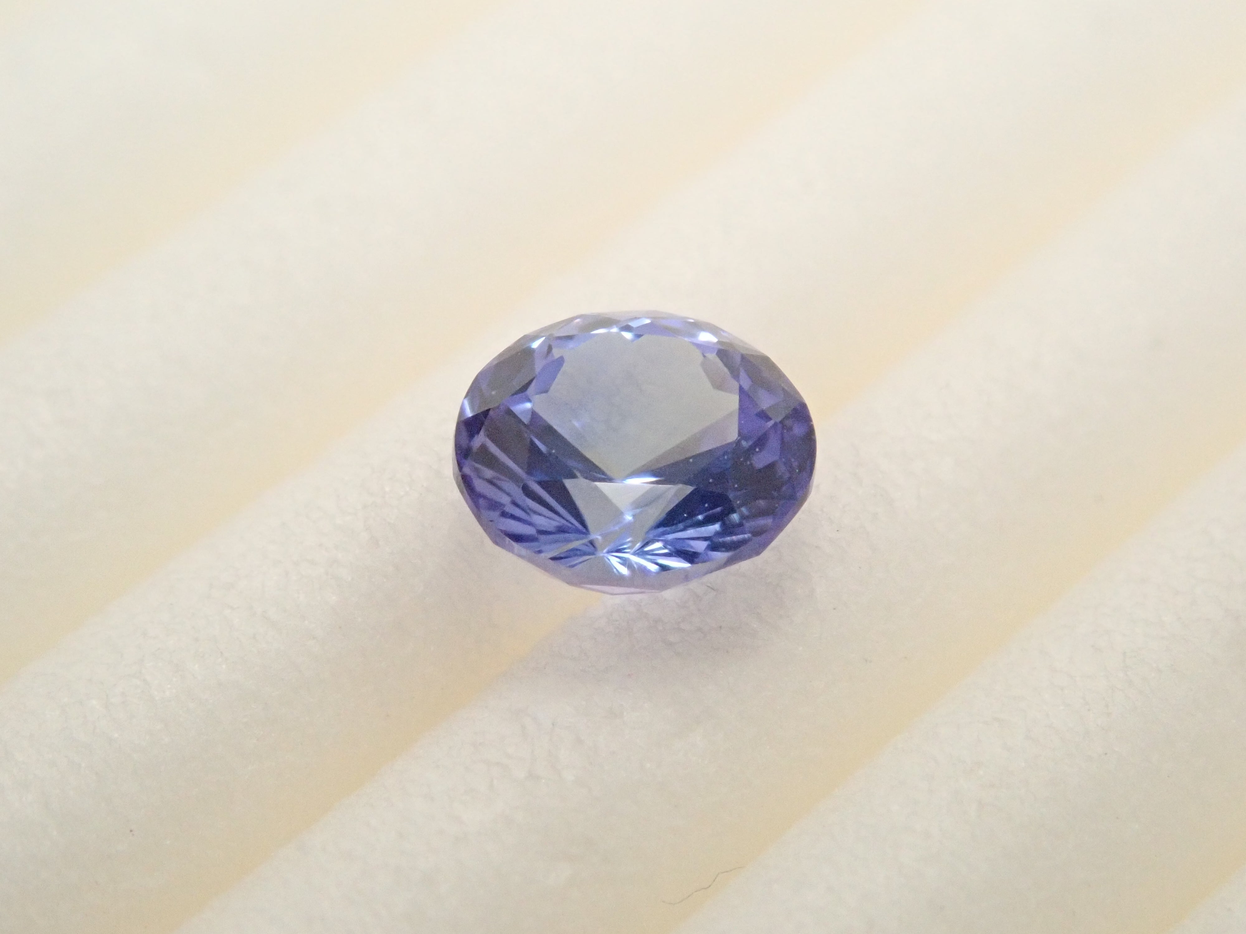 タンザニア産タンザナイト 4.5mm/0.390ctルース AIGS