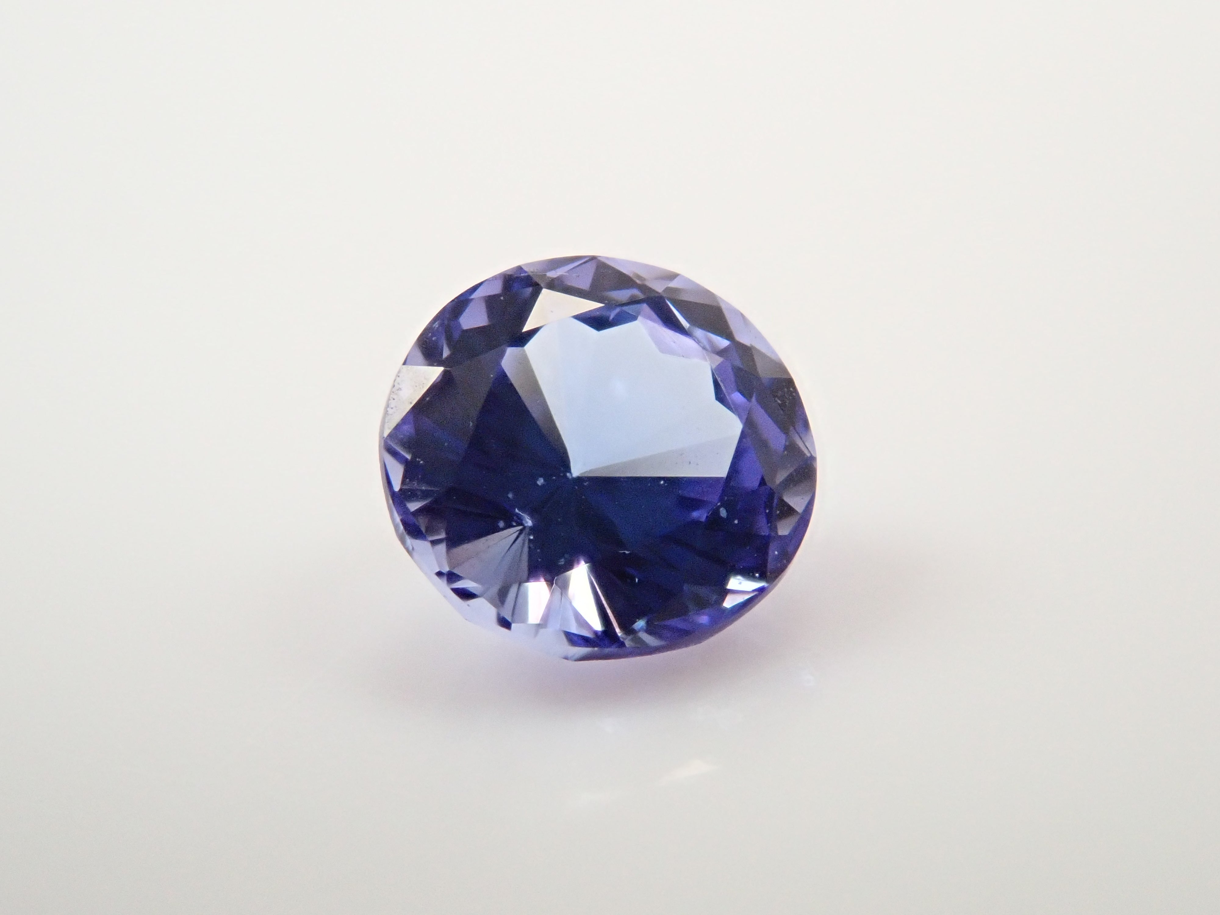 【2/5 22時販売】タンザニア産タンザナイト 4.5mm/0.390ctルース AIGS