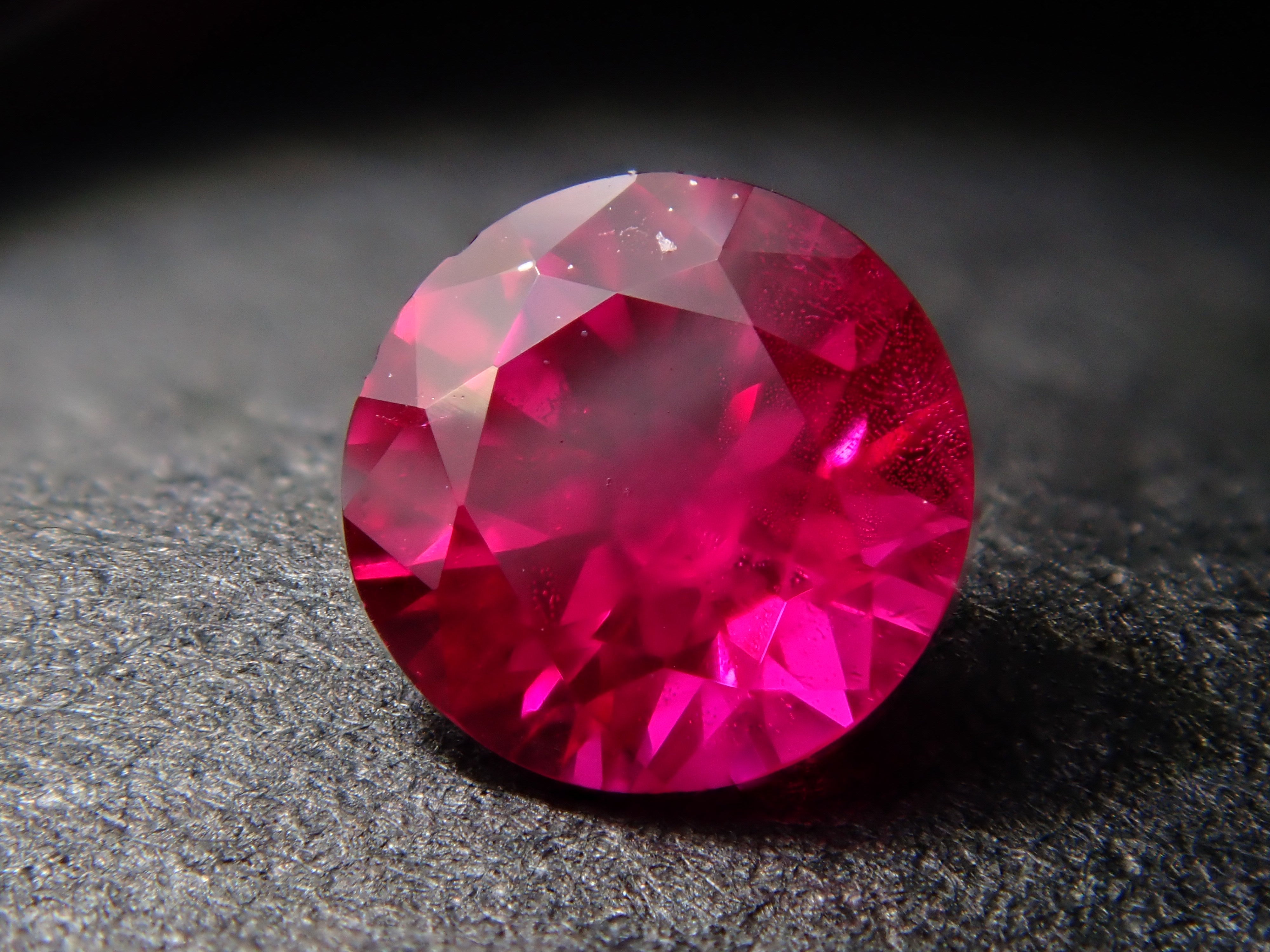 【新品未使用品】ADA CABOCHON RUBY カボーションルビー ピジョンブラッドルビー 0.250ctルース