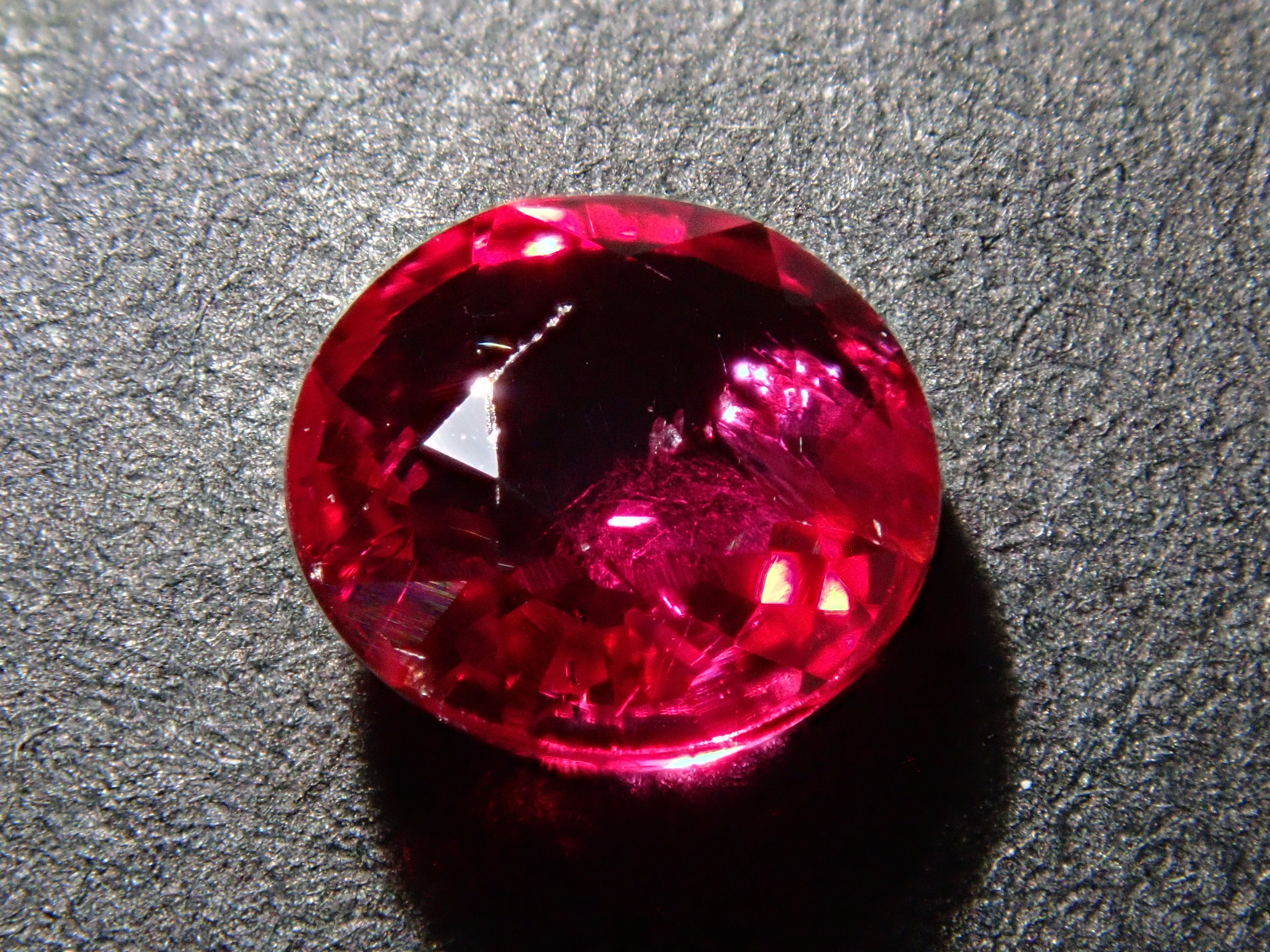 [12561429] Unheated Pigeon Blood Ruby 0.520ct Loose