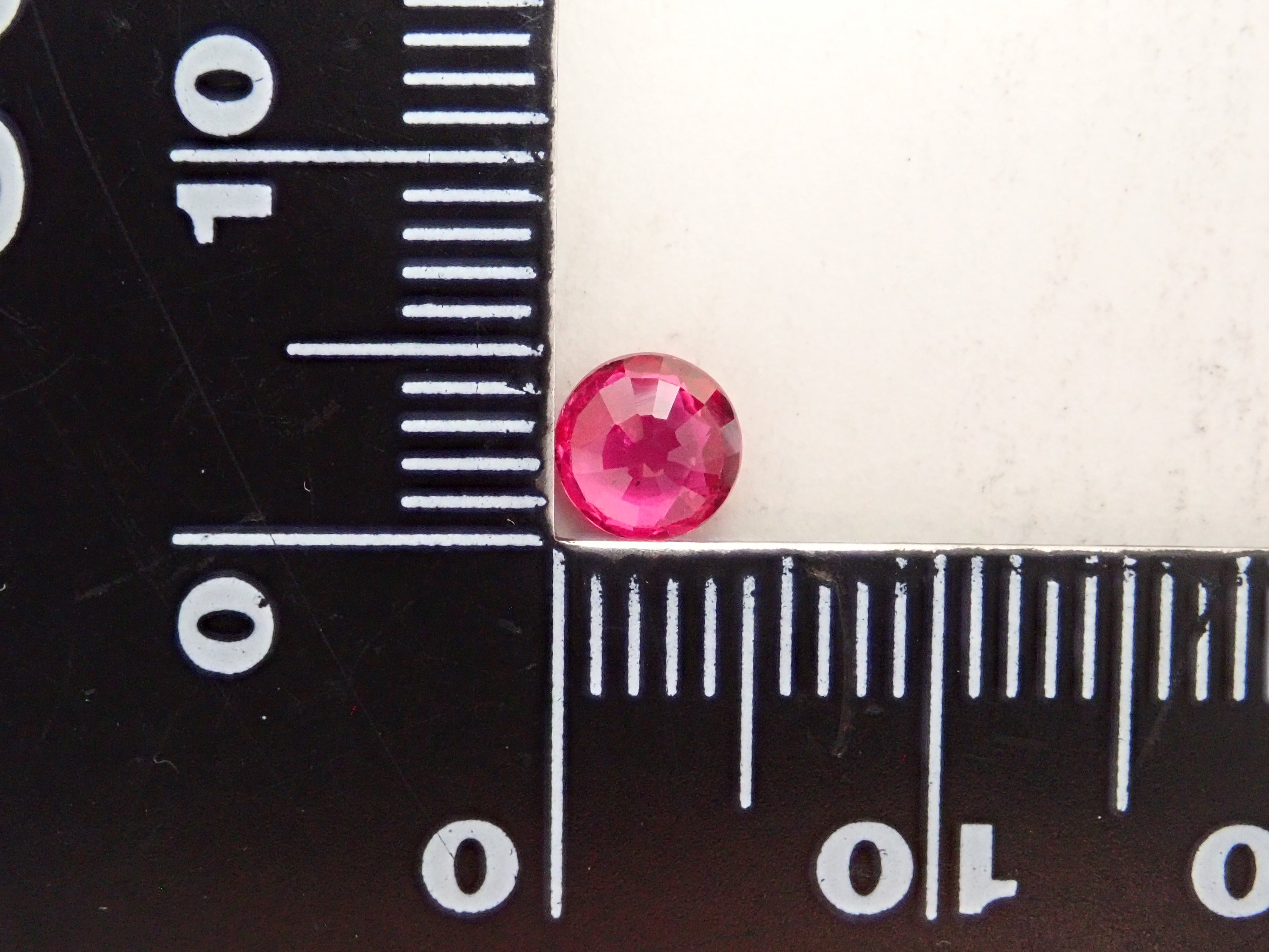 [12561429] Unheated Pigeon Blood Ruby 0.520ct Loose