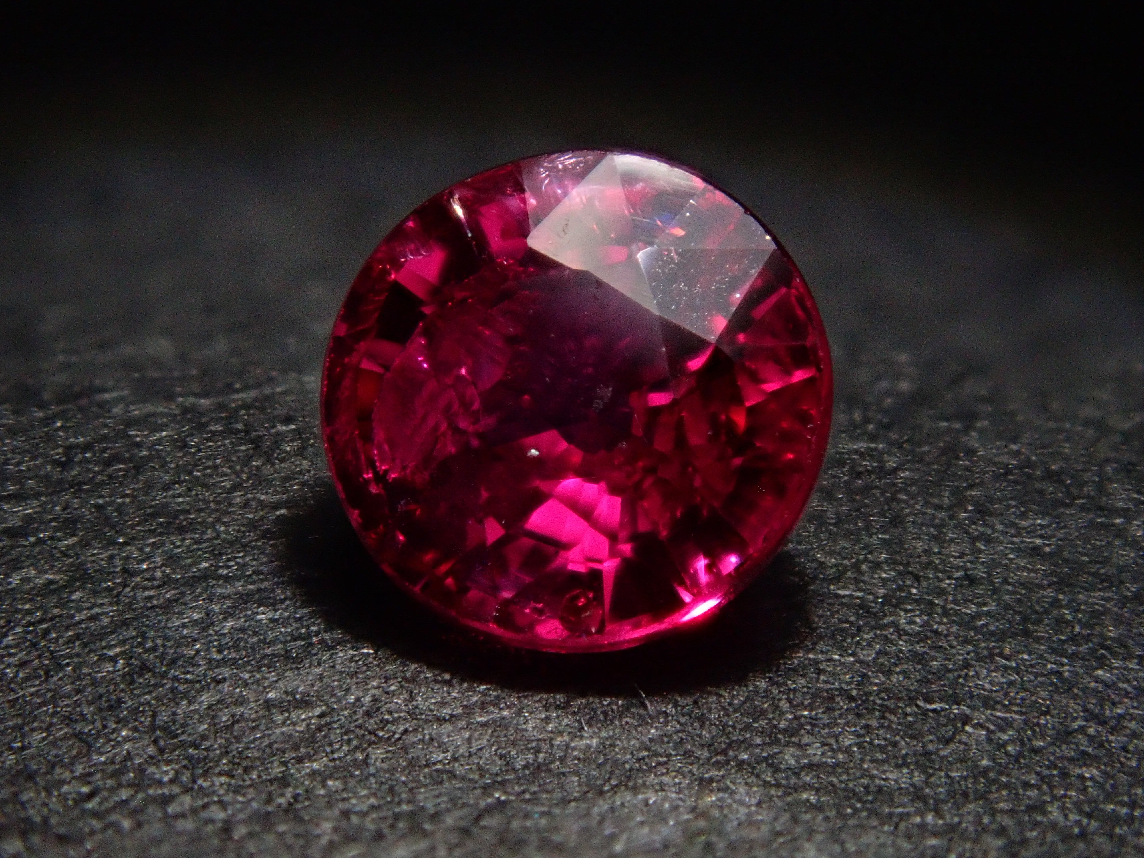 [12561430] Unheated Pigeon Blood Ruby 0.510ct Loose