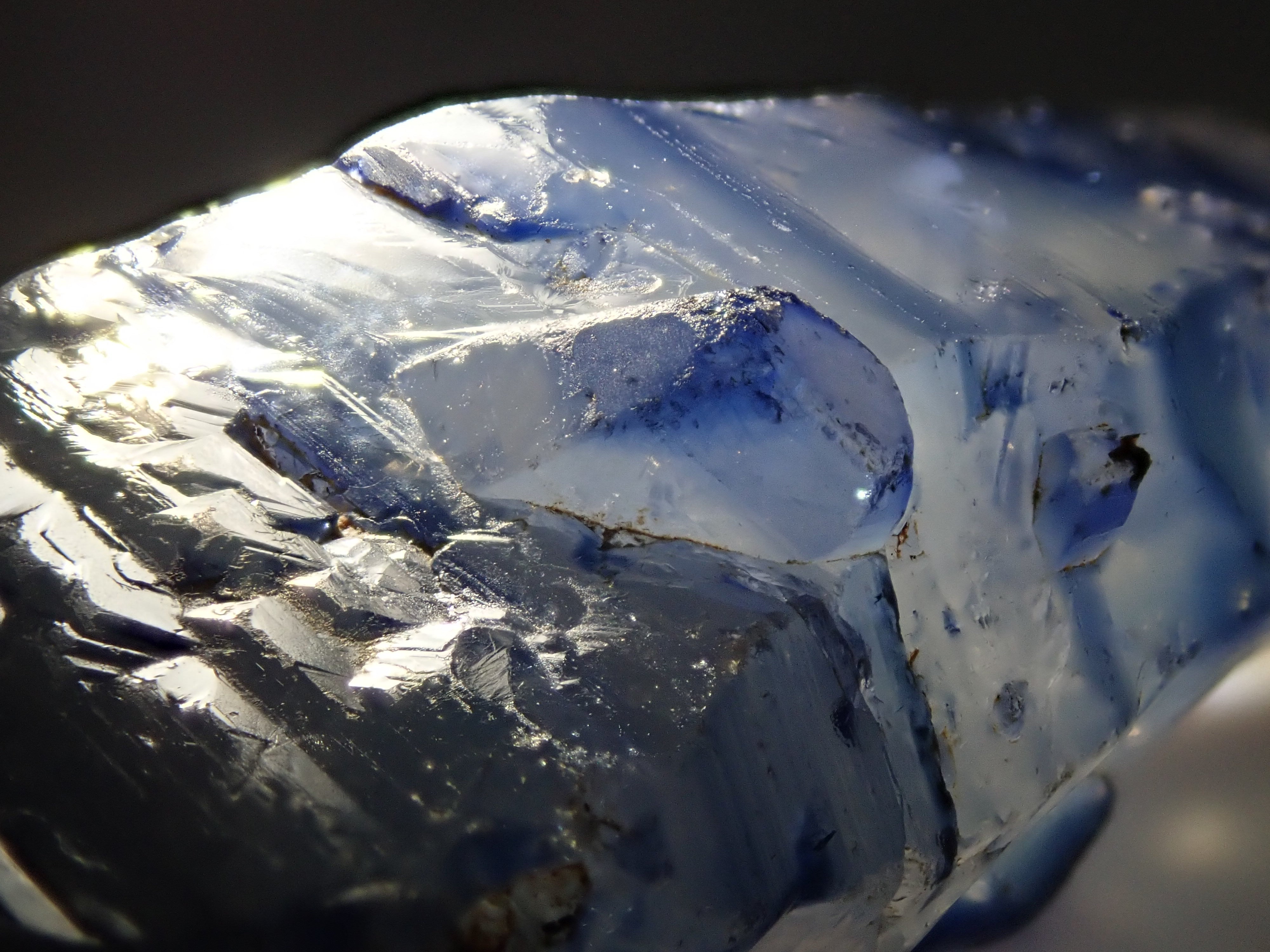 【抽選販売_20260301_15】スリランカ産グラスボディ（サファイアクリスタル） 142.496ct原石