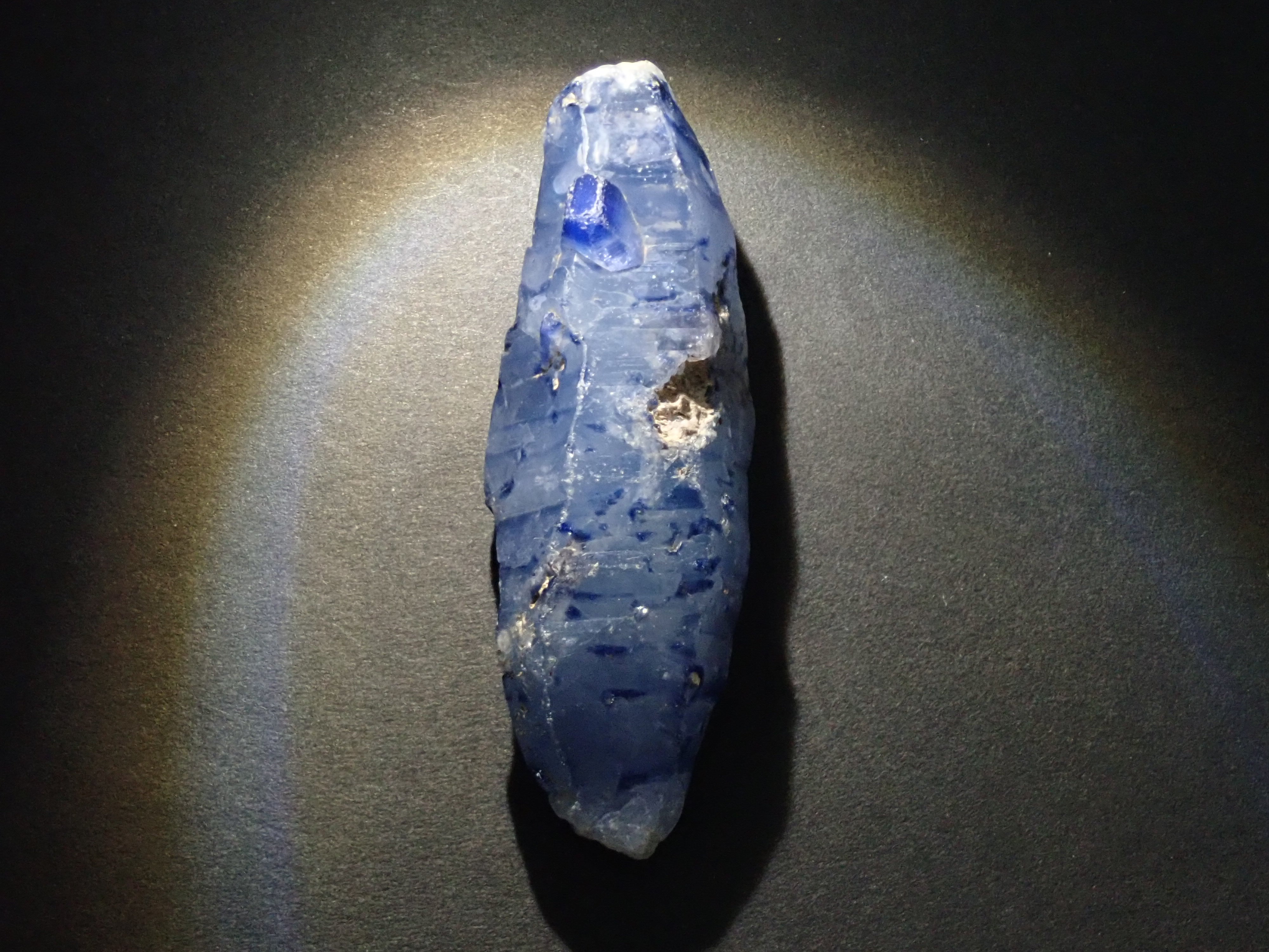 【抽選販売_20260301_15】スリランカ産グラスボディ（サファイアクリスタル） 142.496ct原石