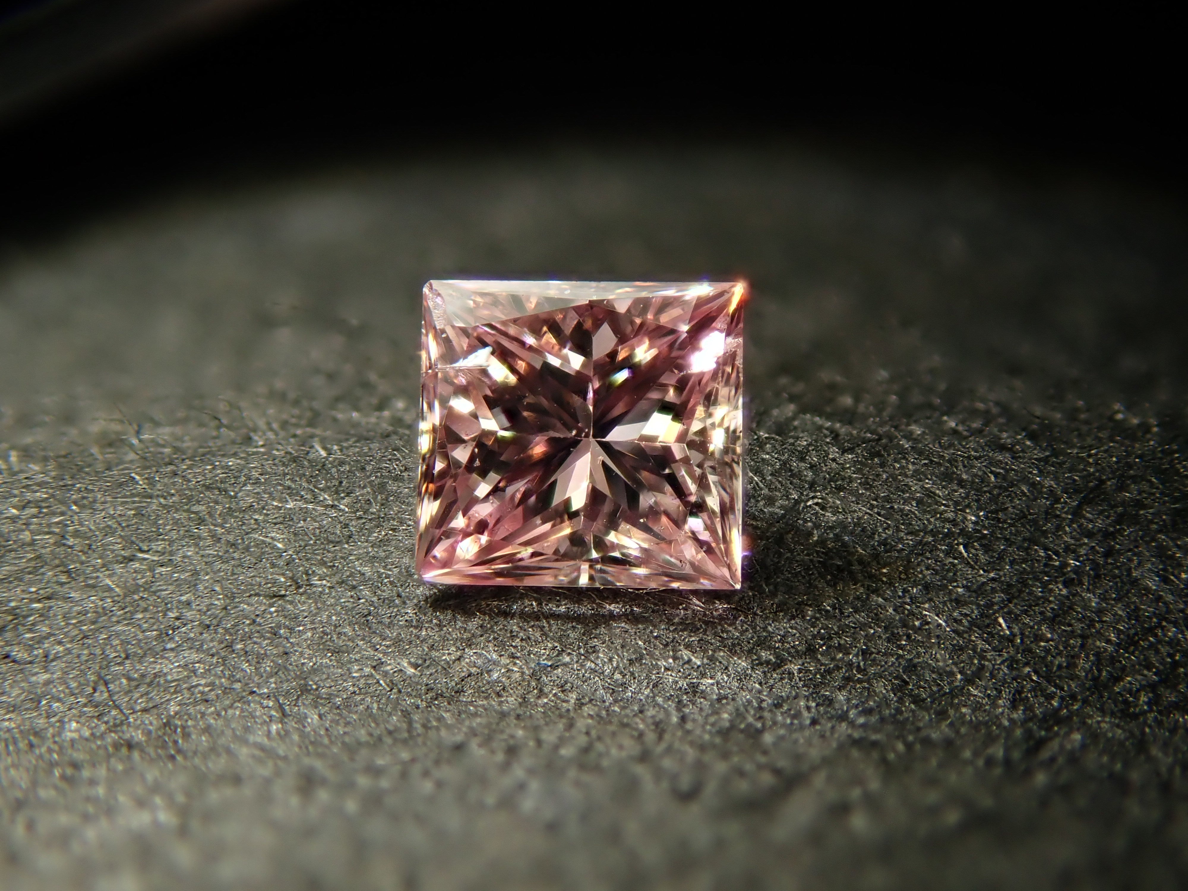 【2/7 22時販売】ピンクダイヤモンド 0.097ctルース(FANCY PINK, SI2)
