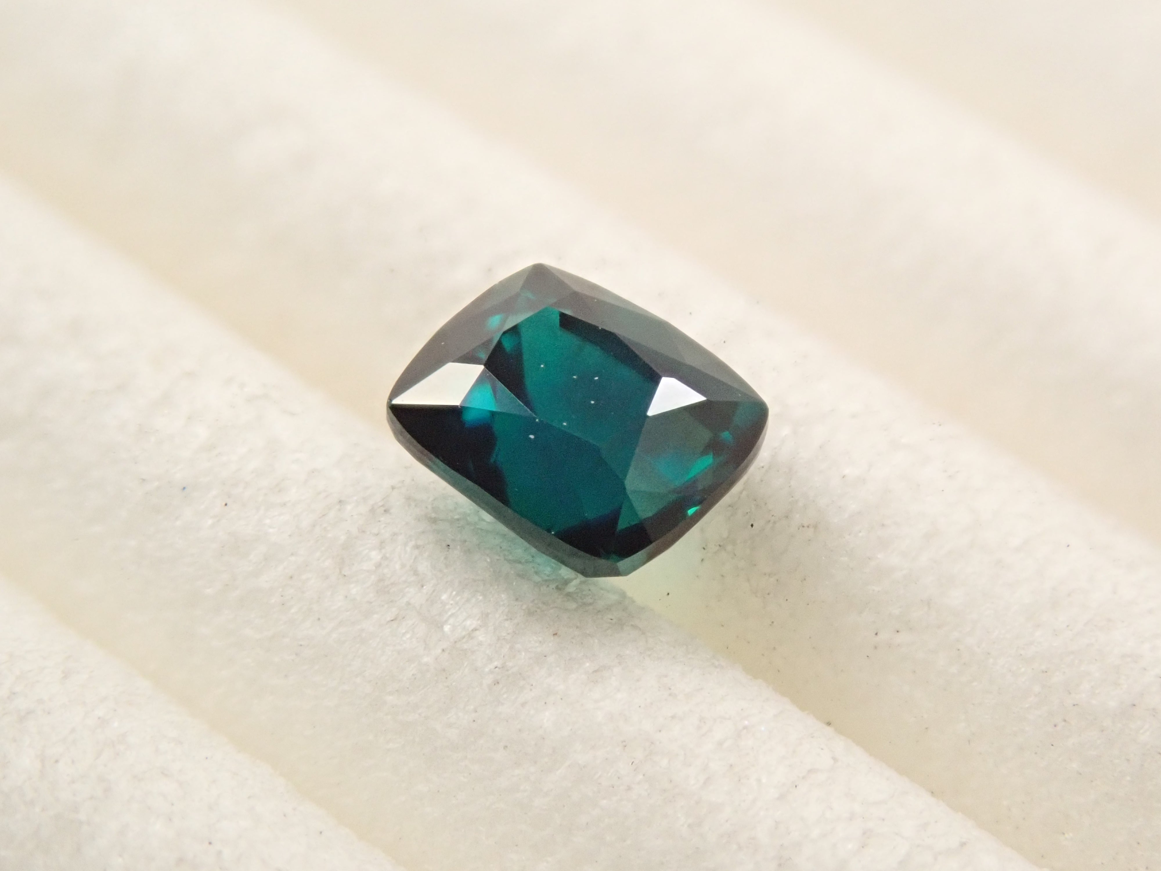 【2/8 22時販売】マダガスカル産グランディディエライト 0.269ctルース