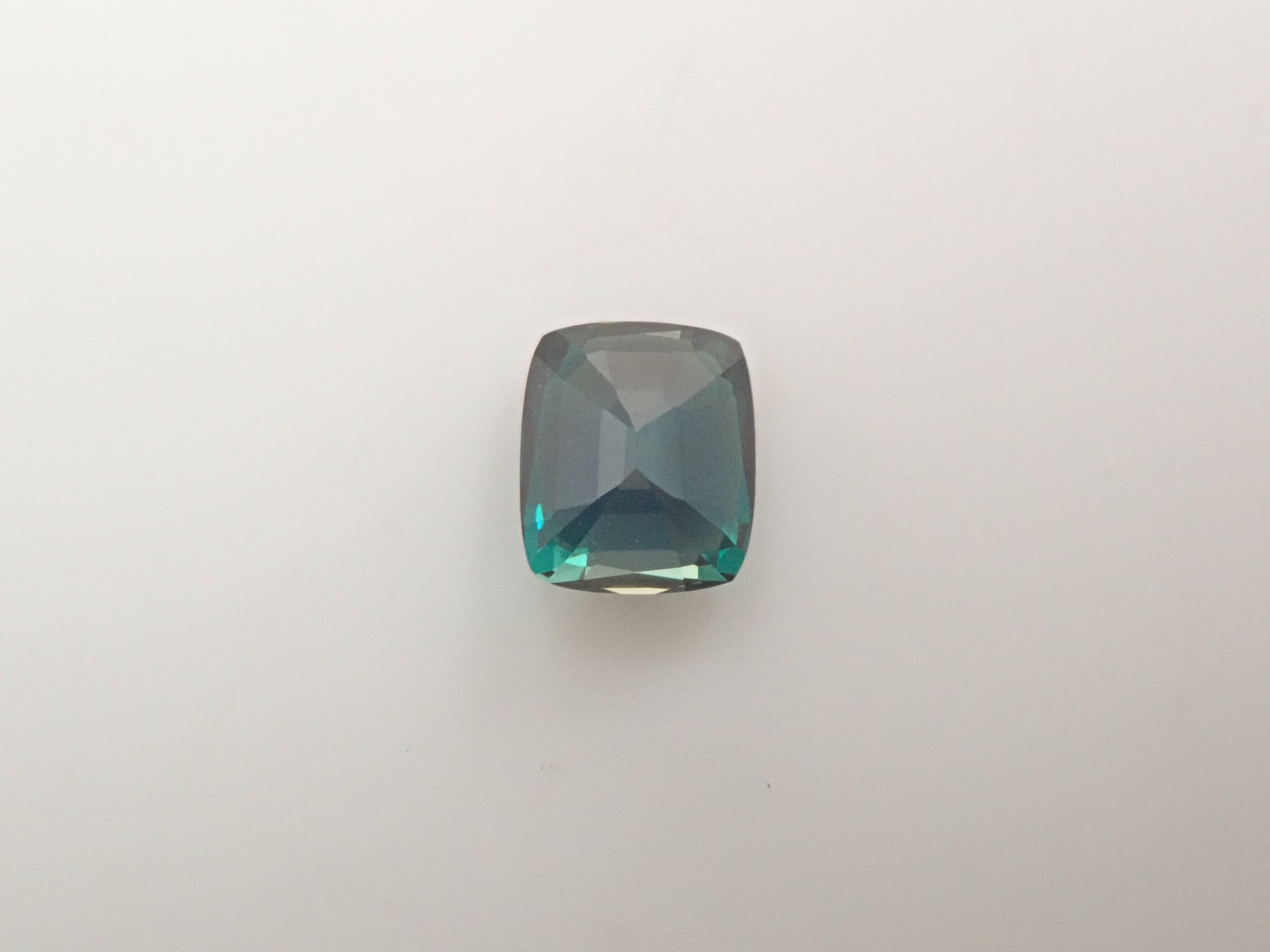 【2/8 22時販売】マダガスカル産グランディディエライト 0.269ctルース