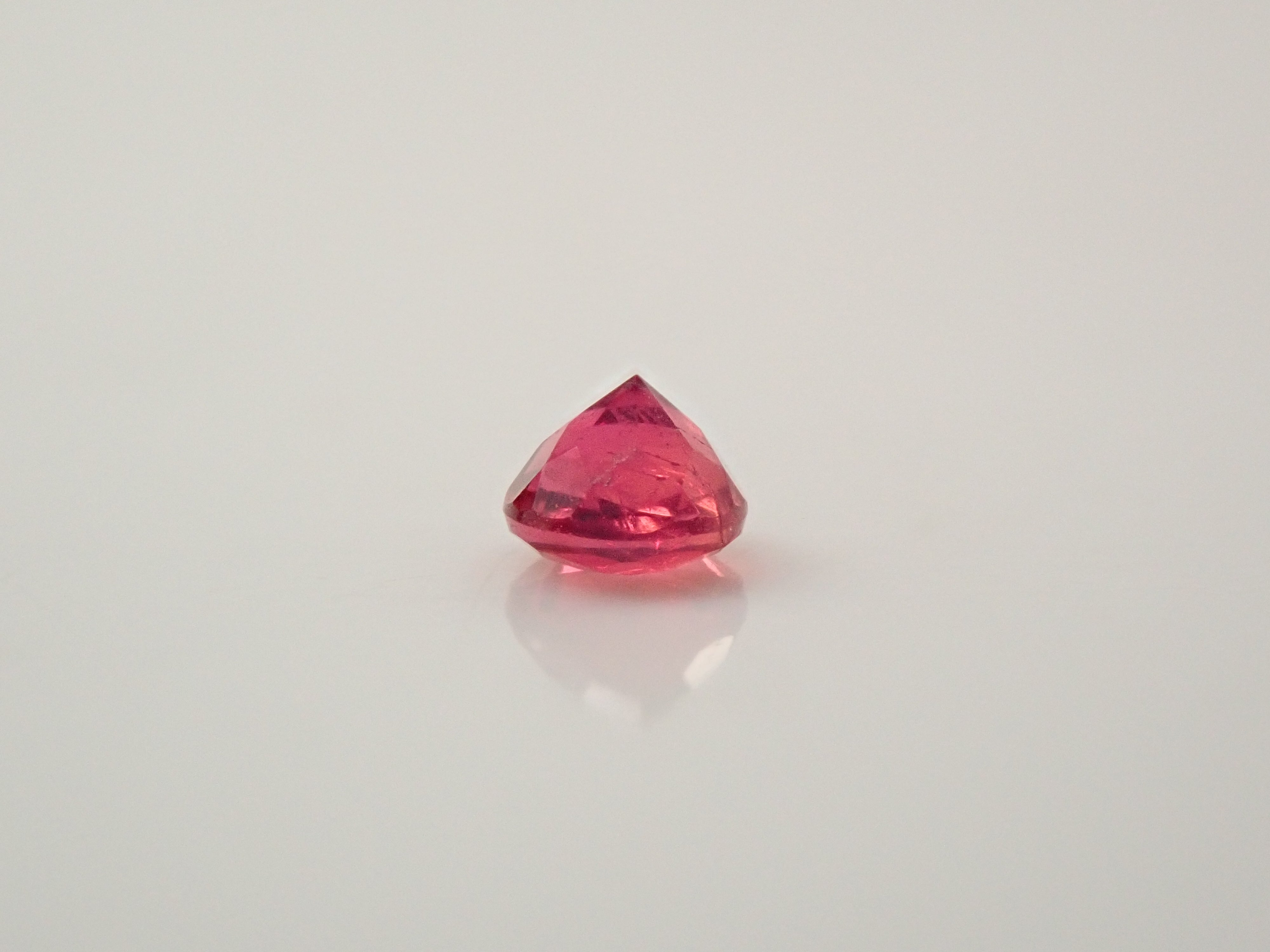 American red beryl 0.047ct loose stone