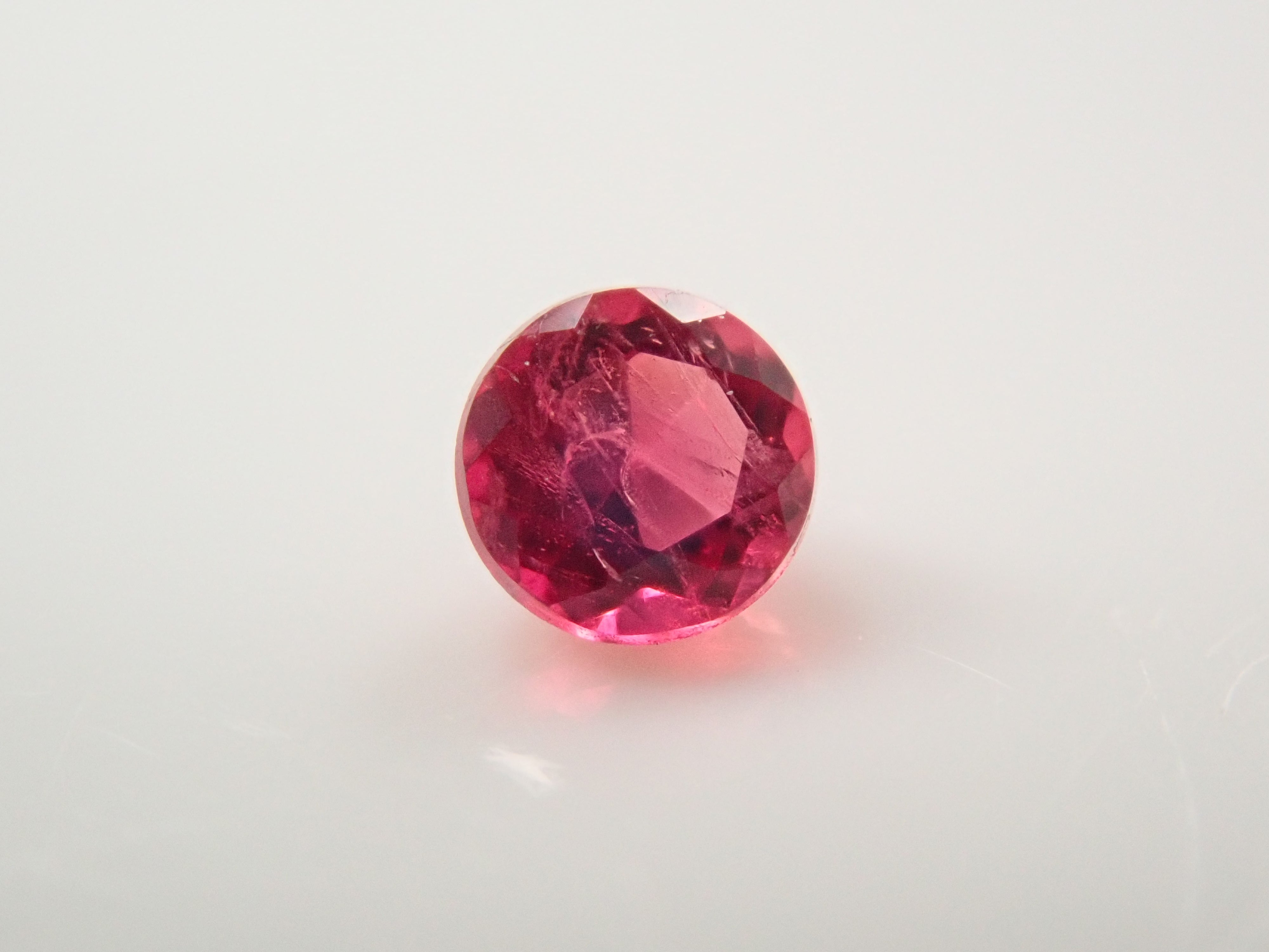 American red beryl 0.047ct loose stone
