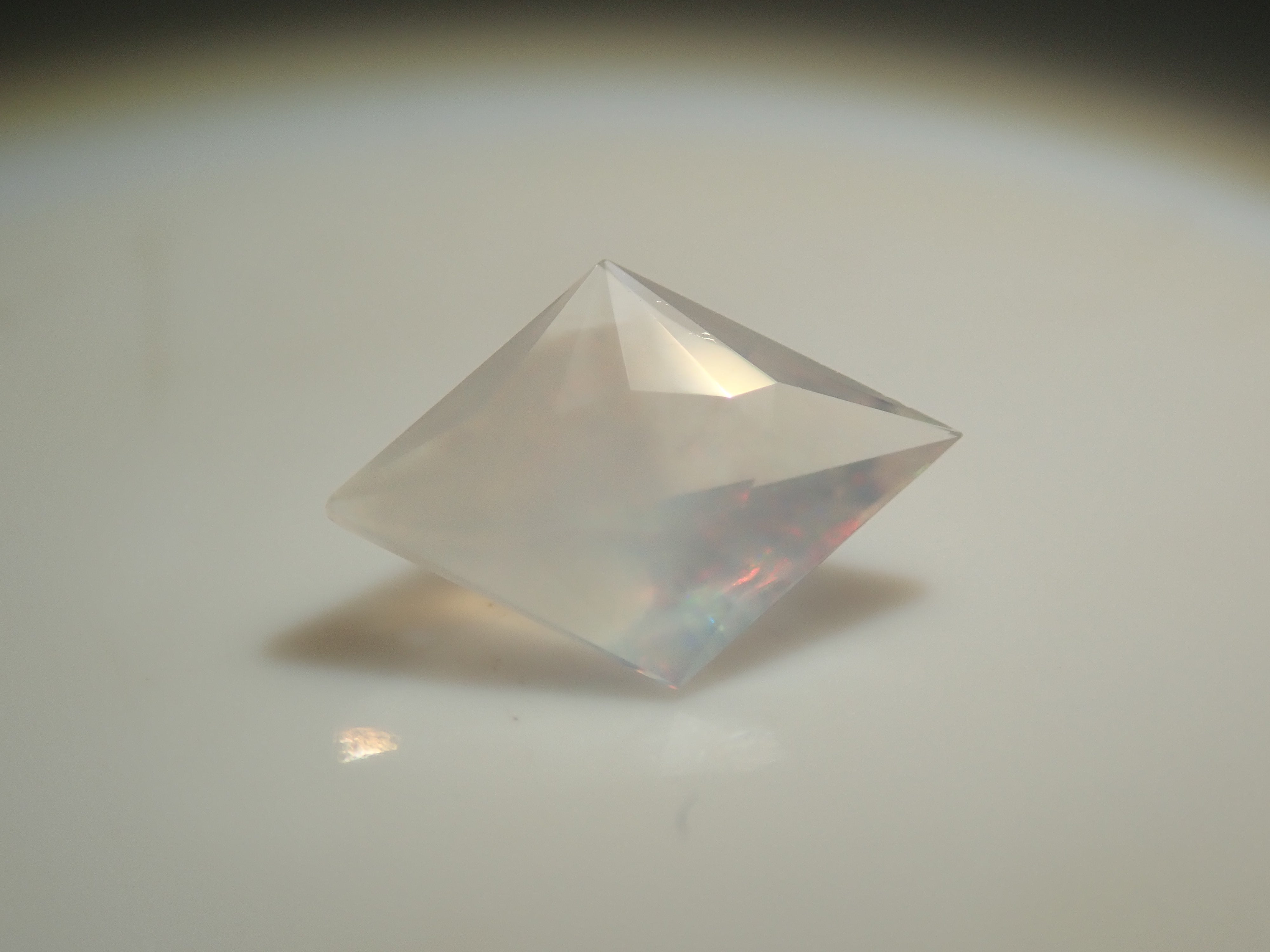 [12561175] Mexican Opal (Faceted) 0.208ct Loose