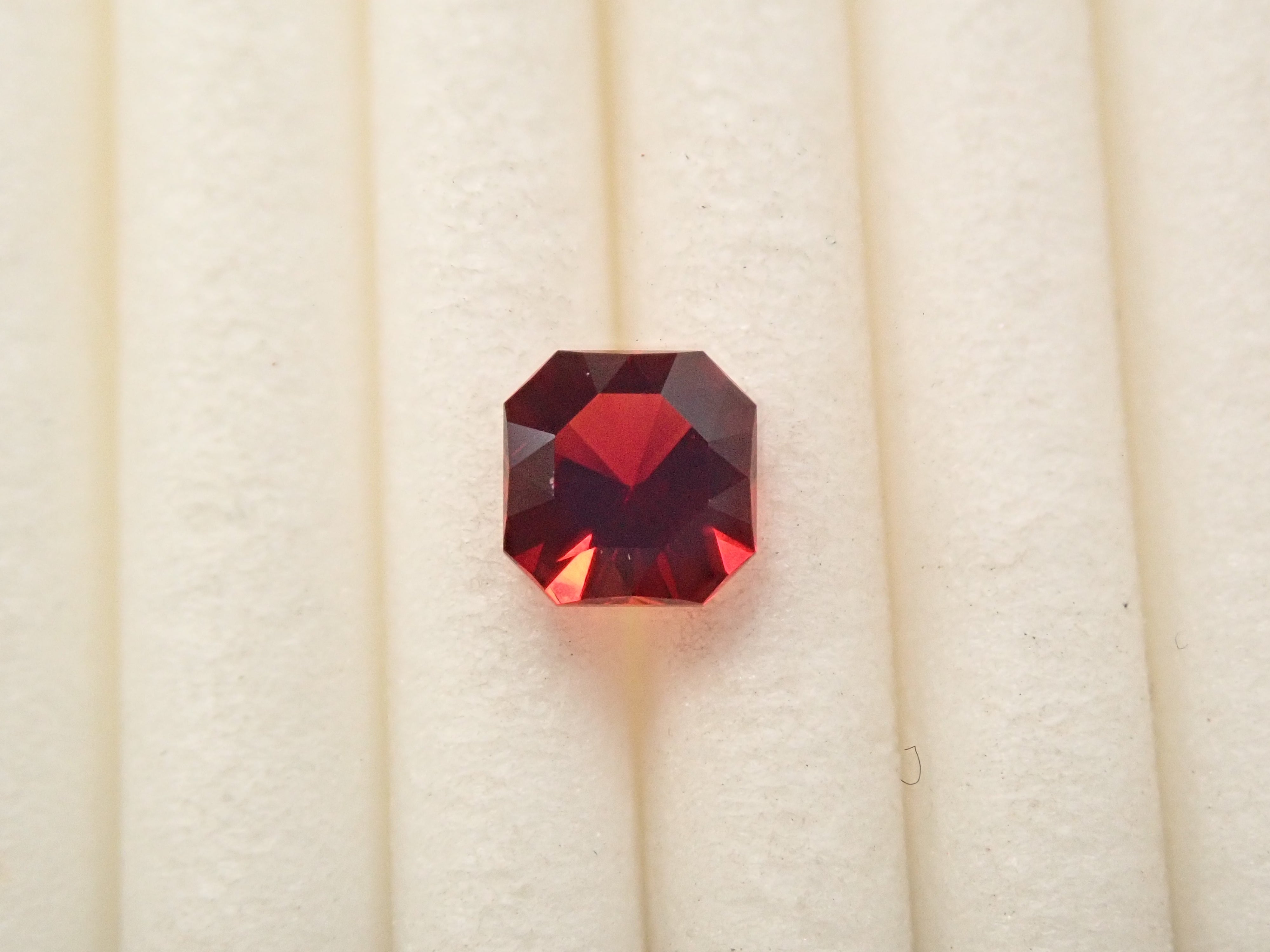 [12561264] Tibetan Andesine 0.348ct Loose Stone