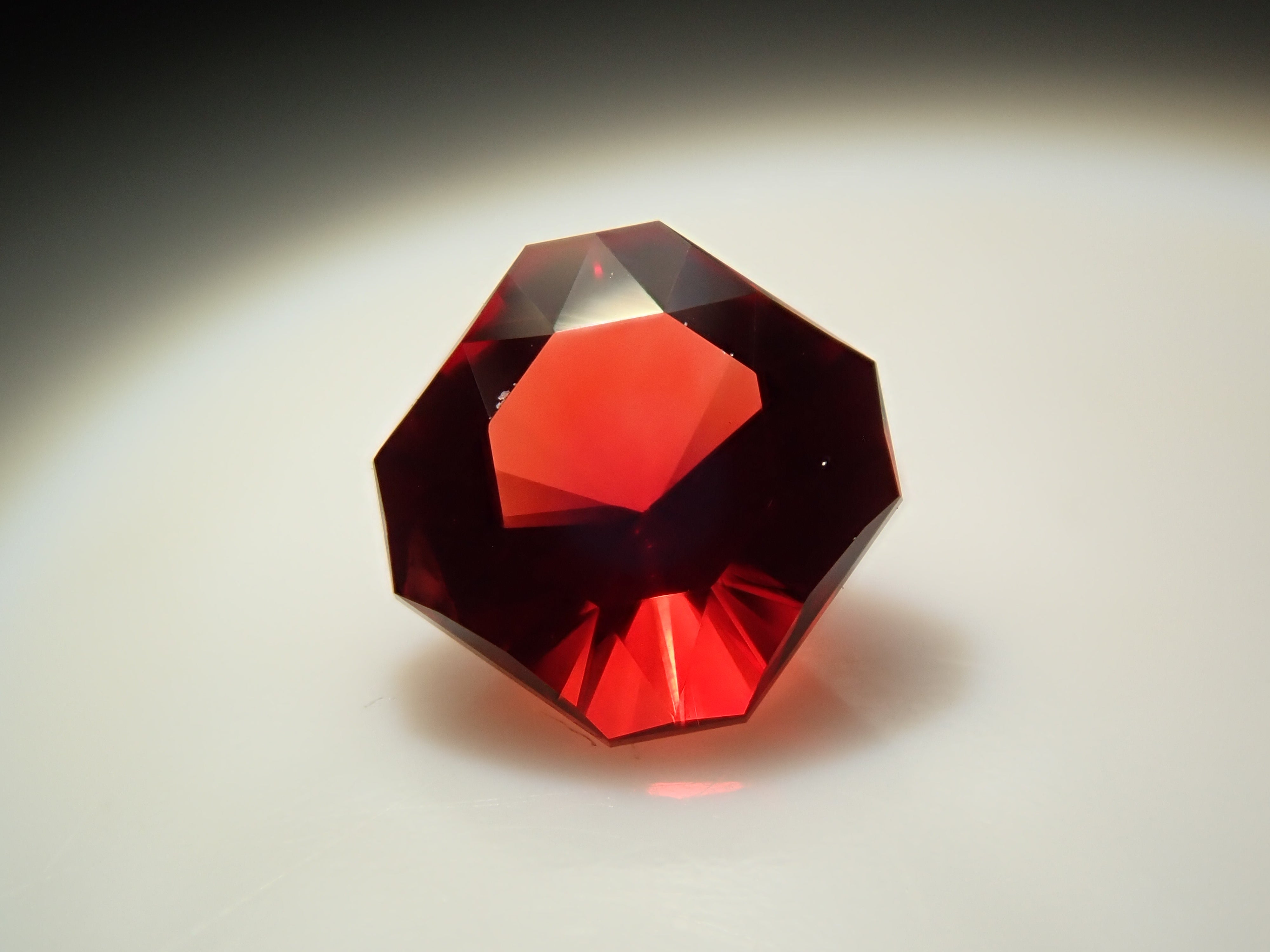 【2/4 22時販売】チベット産アンデシン 0.348ctルース