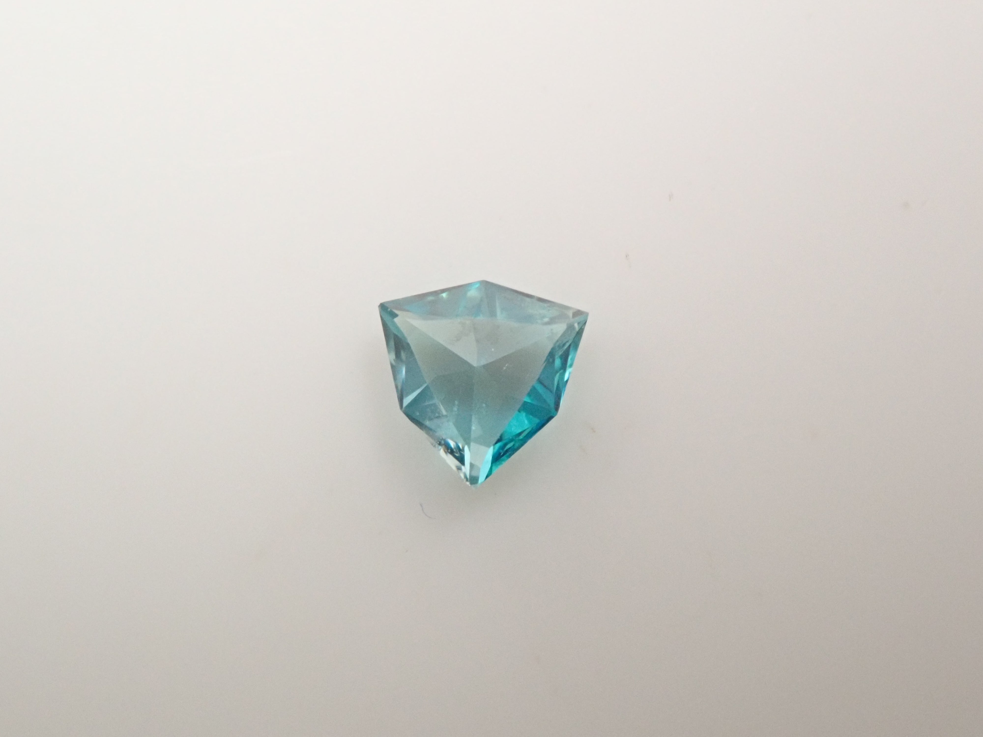 [12561267] Grandidierite from Madagascar 0.097ct loose stone