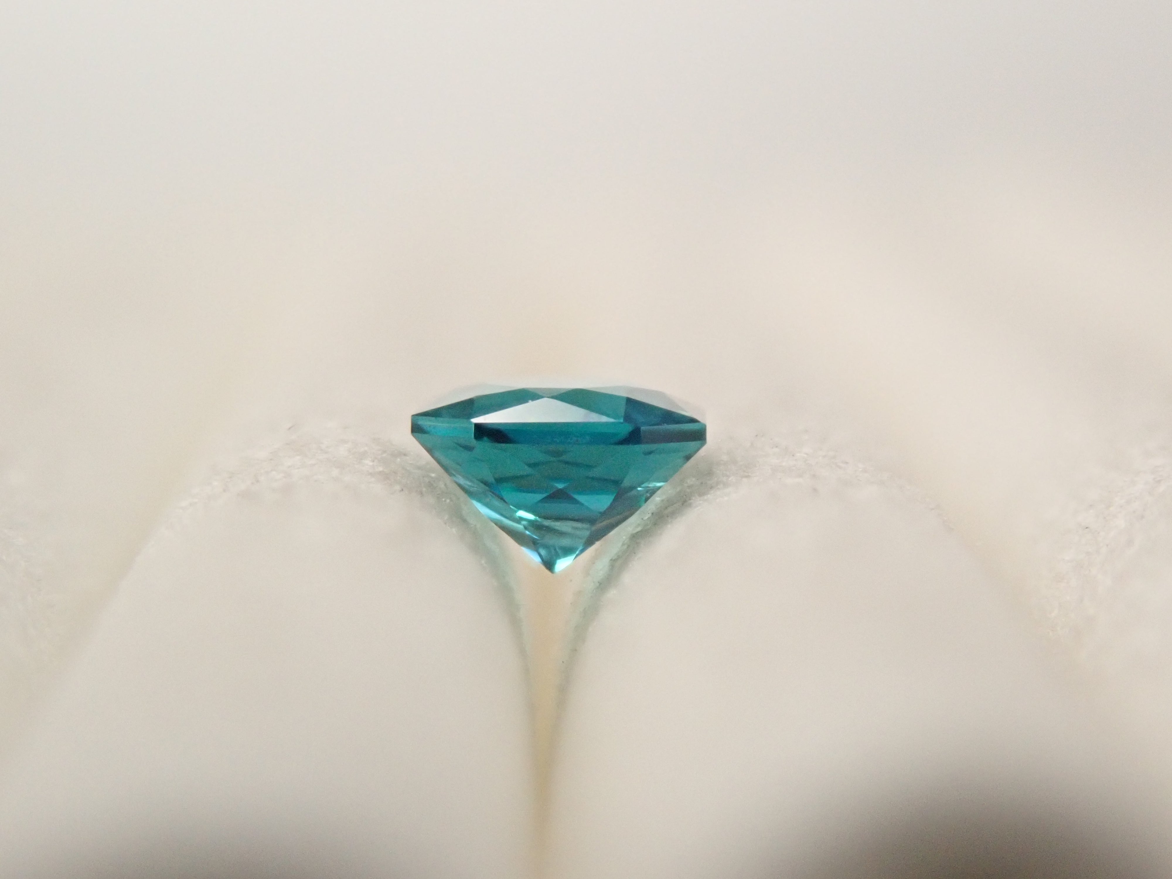 [12561268] Grandidierite from Madagascar 0.099ct loose stone