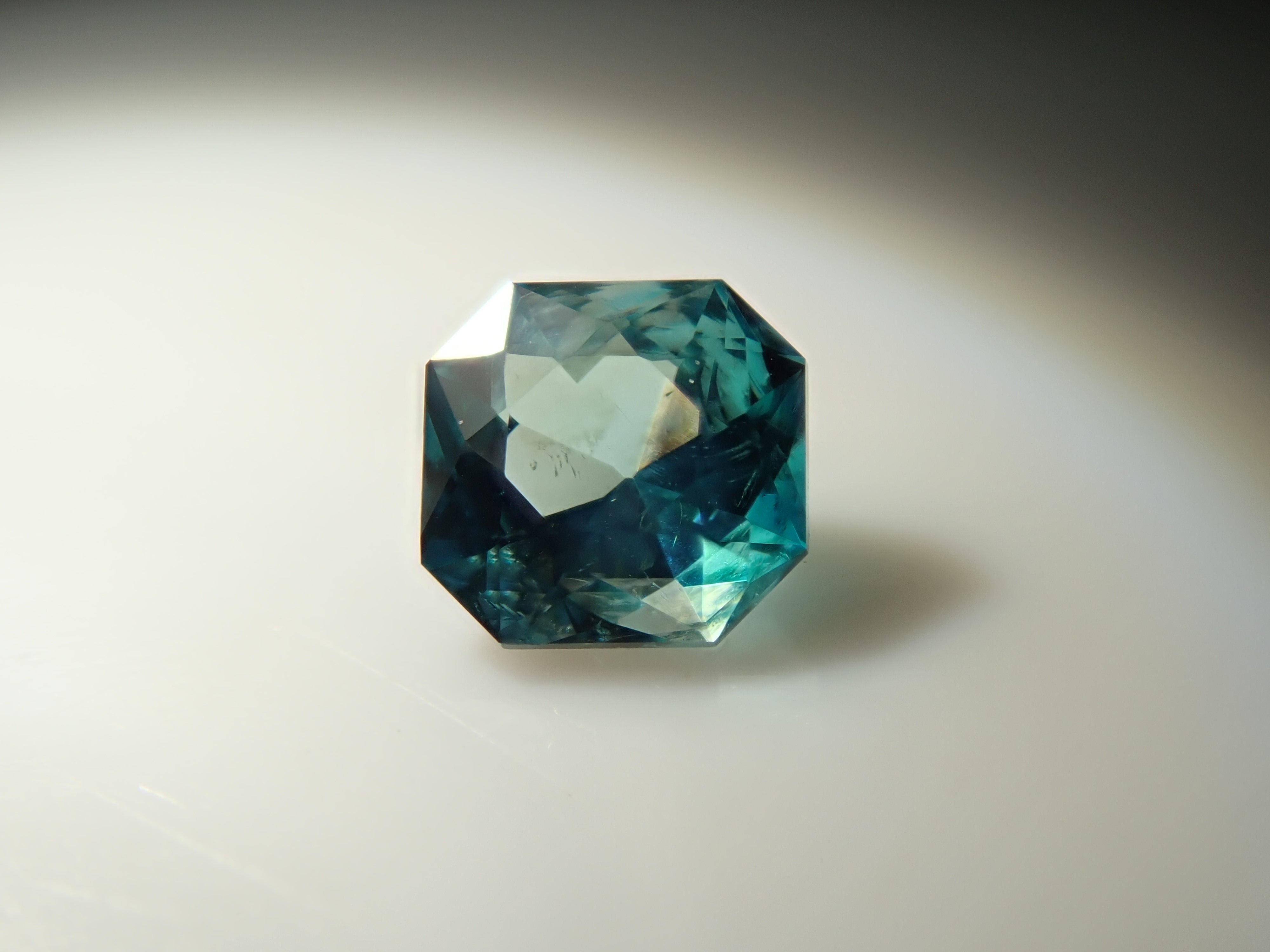 [12561268] Grandidierite from Madagascar 0.099ct loose stone