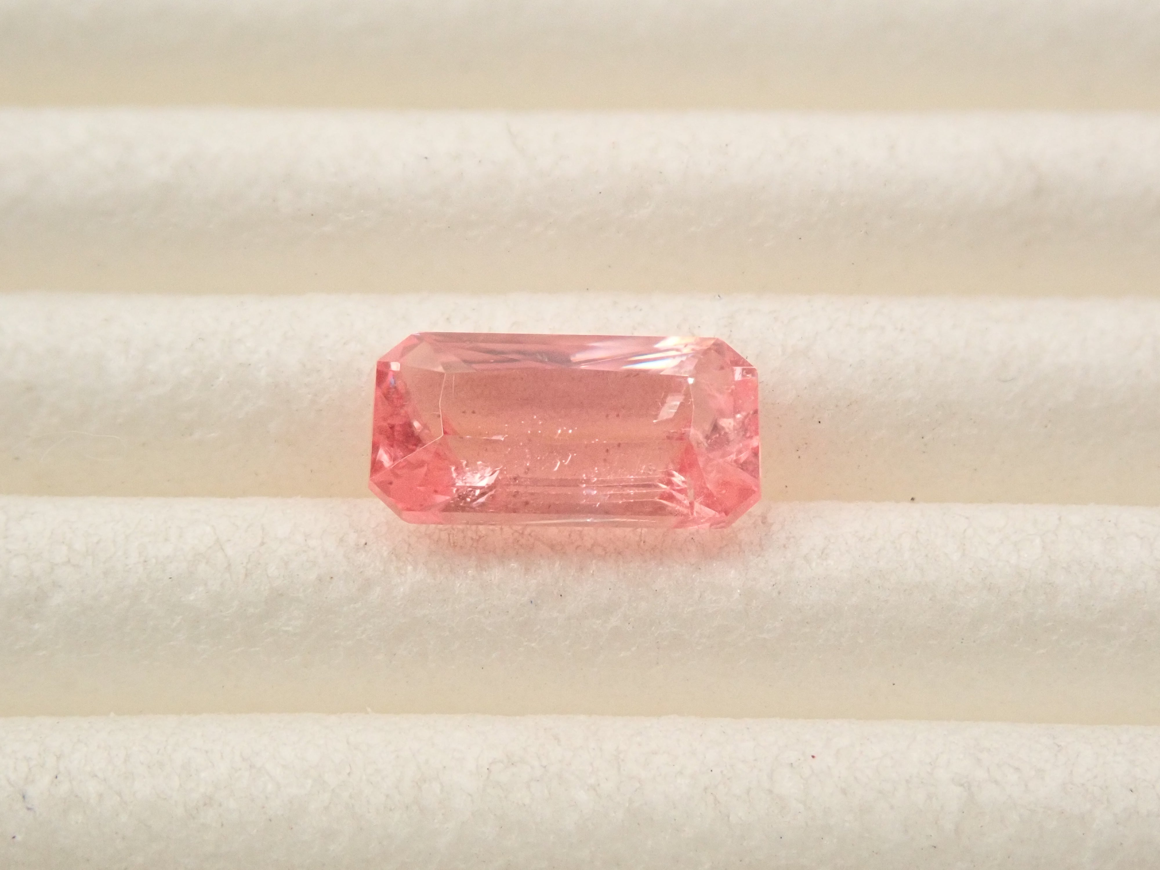 [12561276] Sweet Home Rhodochrosite 0.677ct Loose Stone