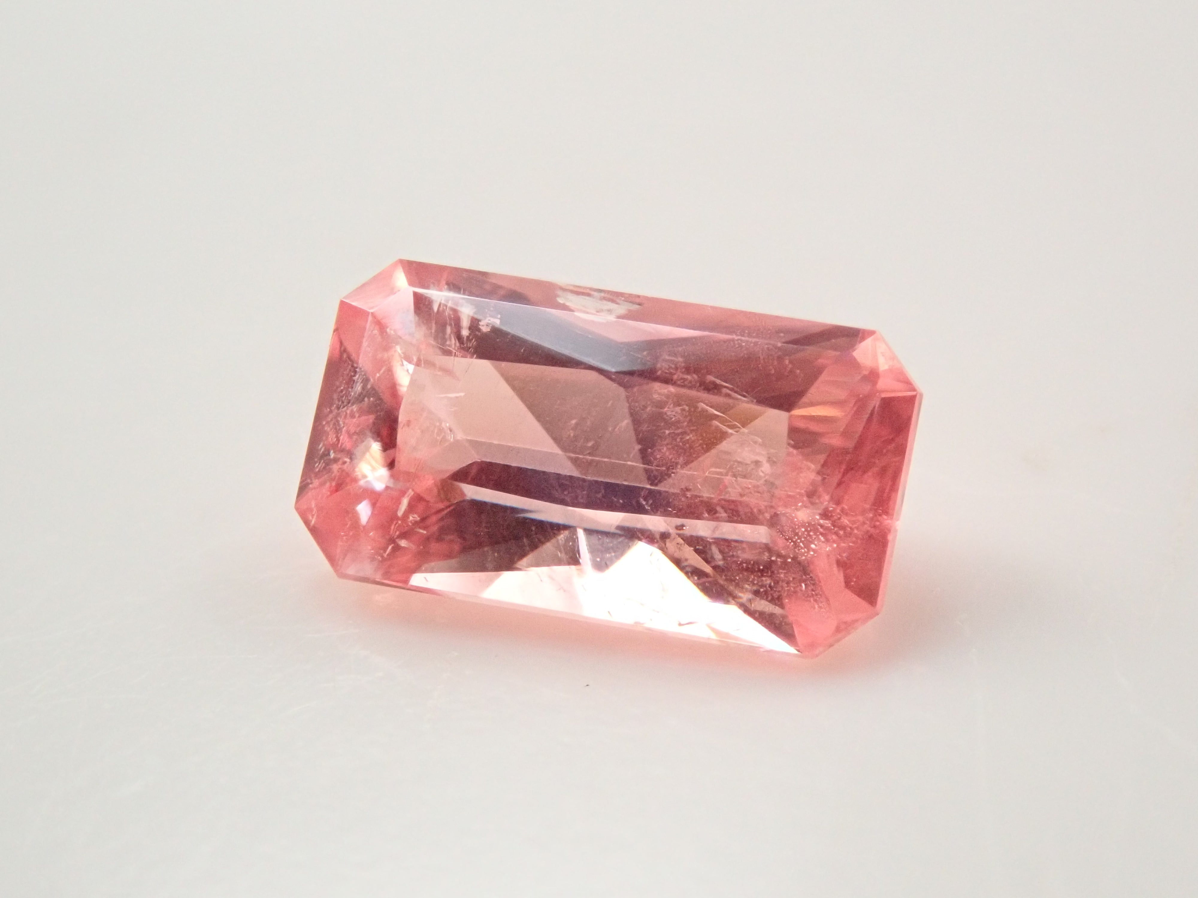 [12561276] Sweet Home Rhodochrosite 0.677ct Loose Stone
