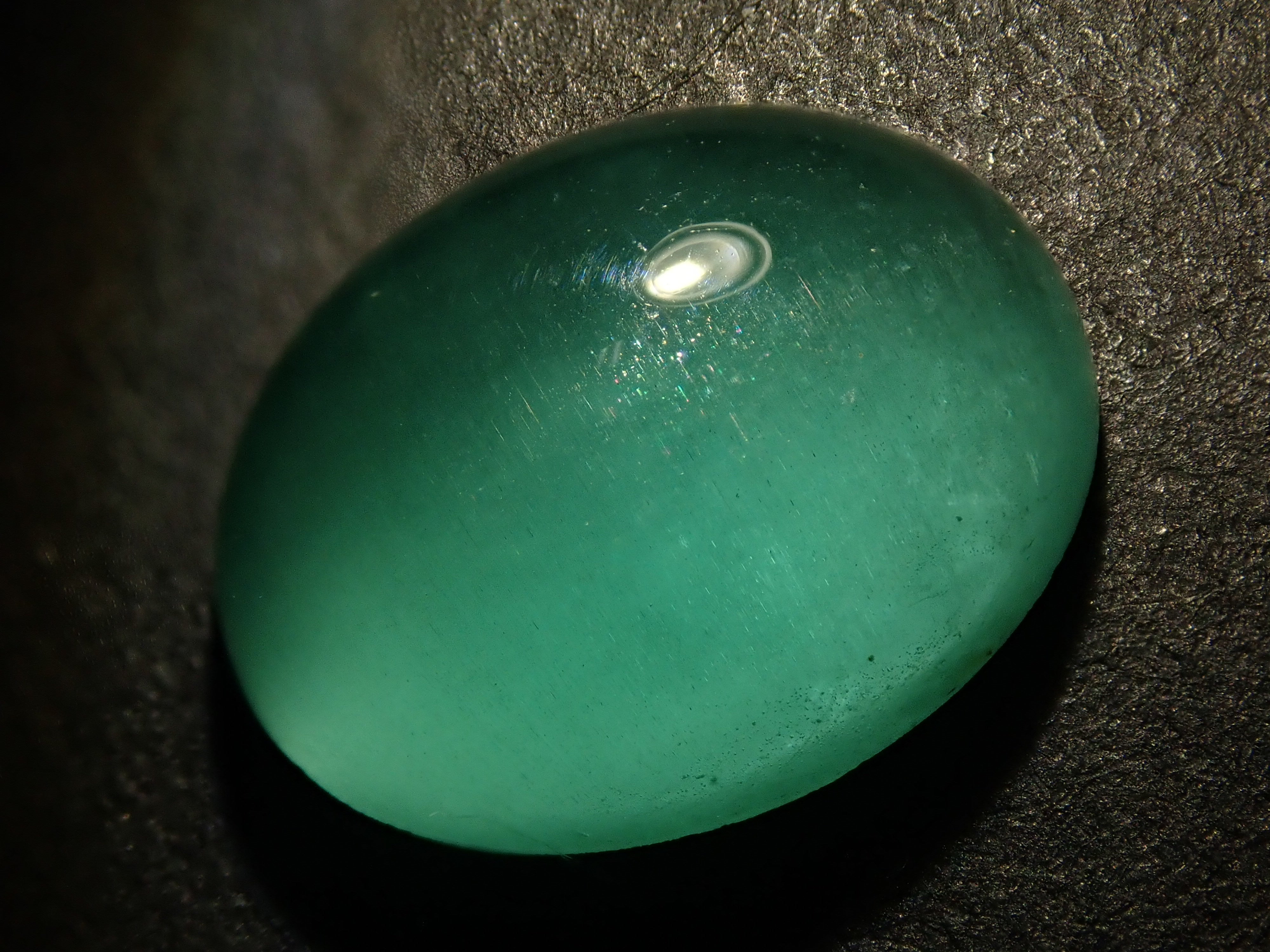 【Lottery Sale 0731_08】Brazilian Emerald Cat's Eye 6.083ct Loose Gemstone with Japanese and German Gemological Report