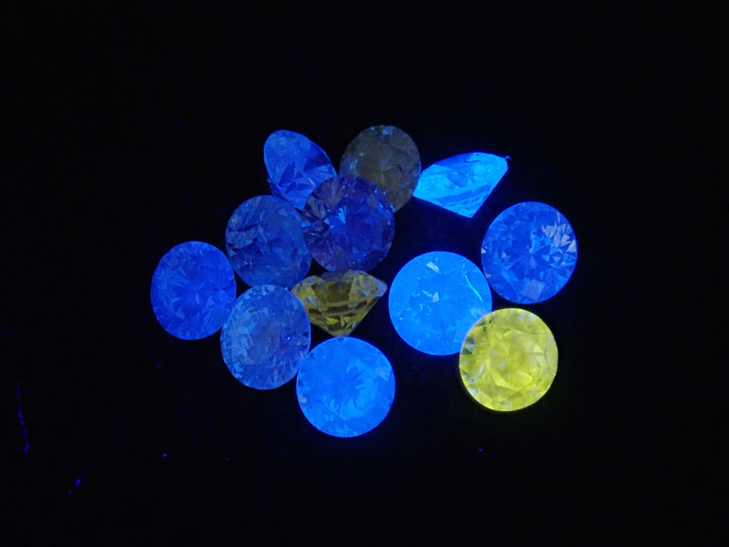ライトミントグリーンダイヤモンド1石ルース（2.0mm,VS-SI）《複数購入割引有》