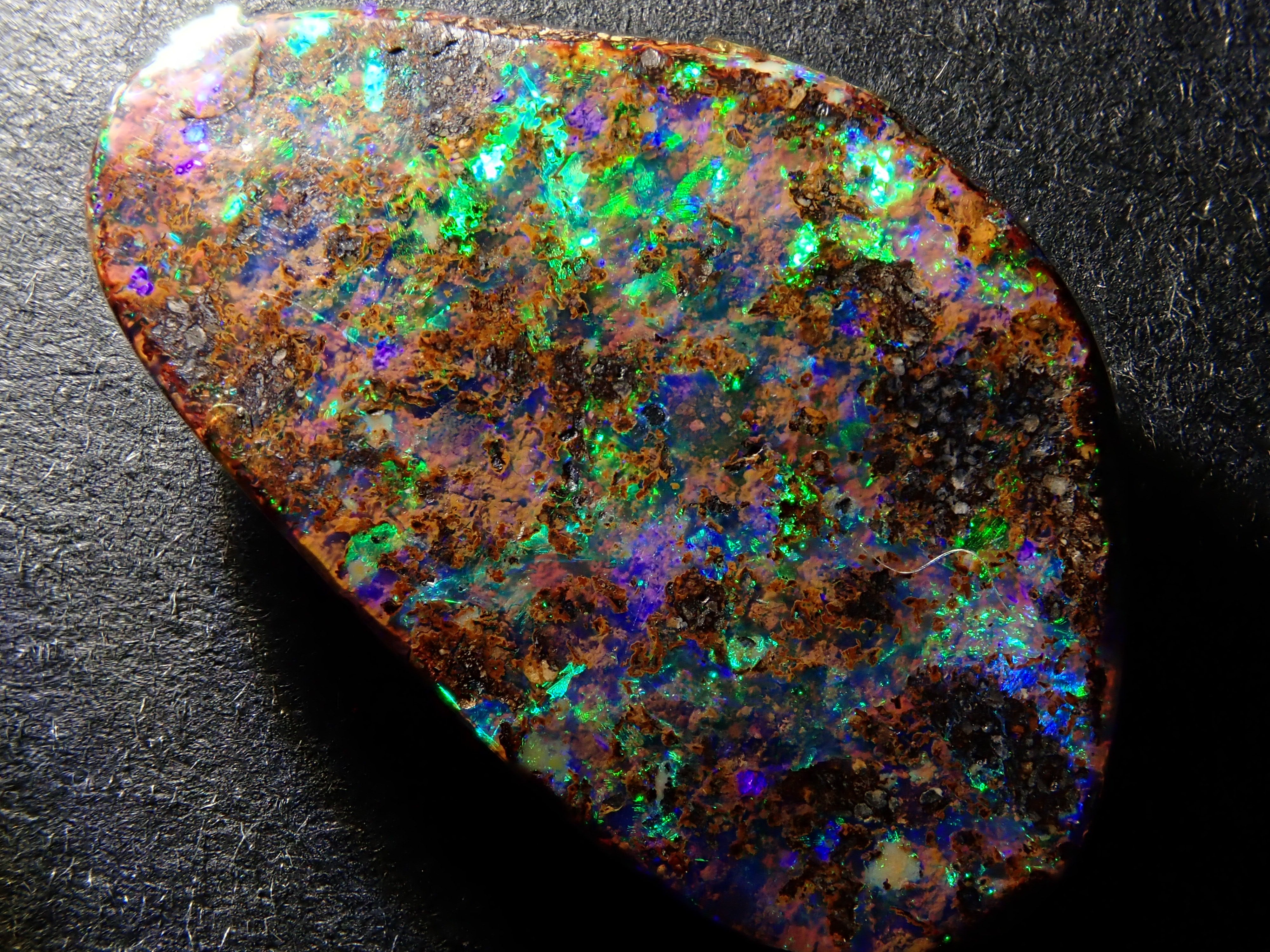 【2/8 22時販売】オーストラリア産ボルダーオパール 6.152ctルース