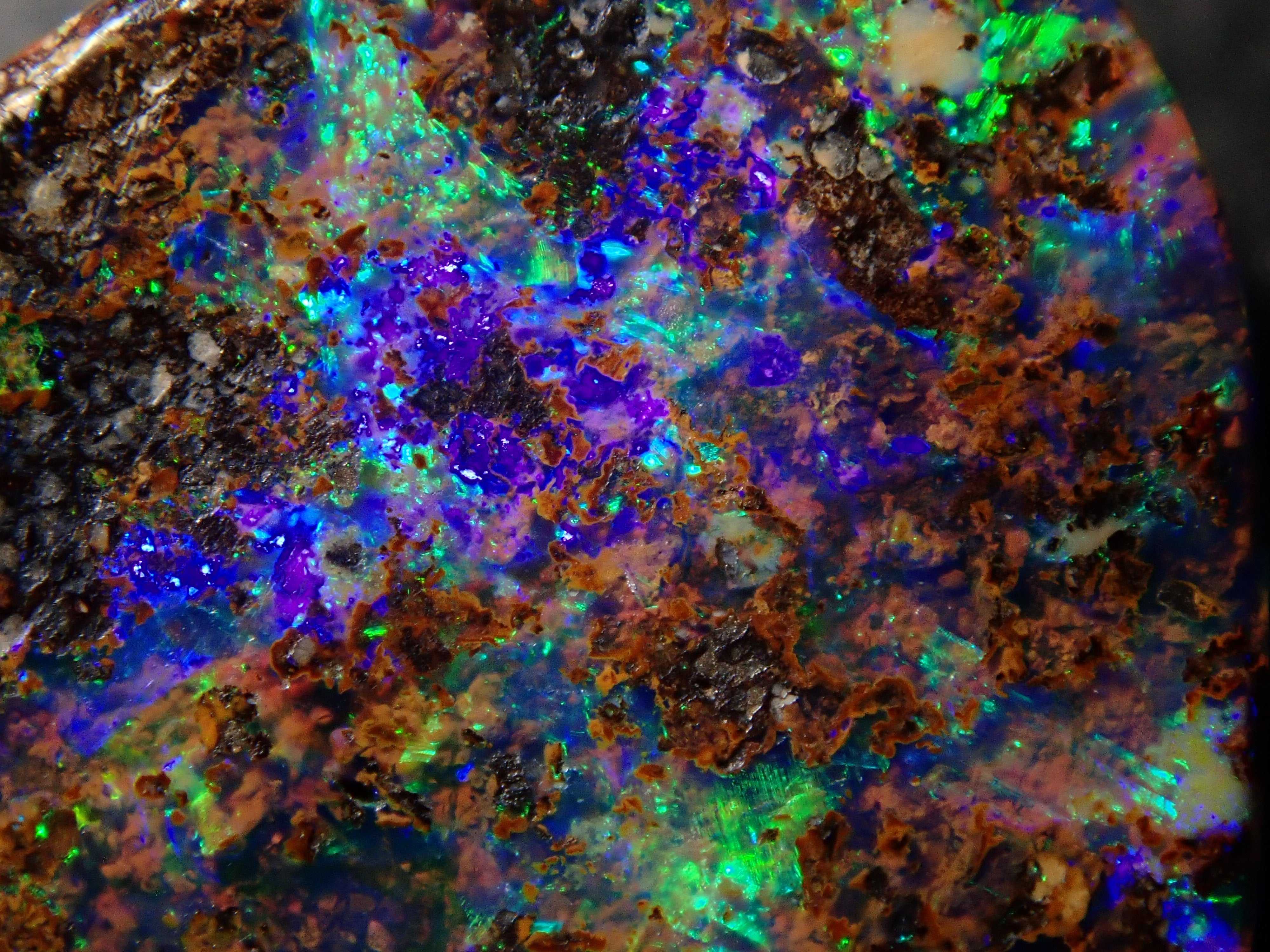 オーストラリア産ボルダーオパール 6.152ctルース