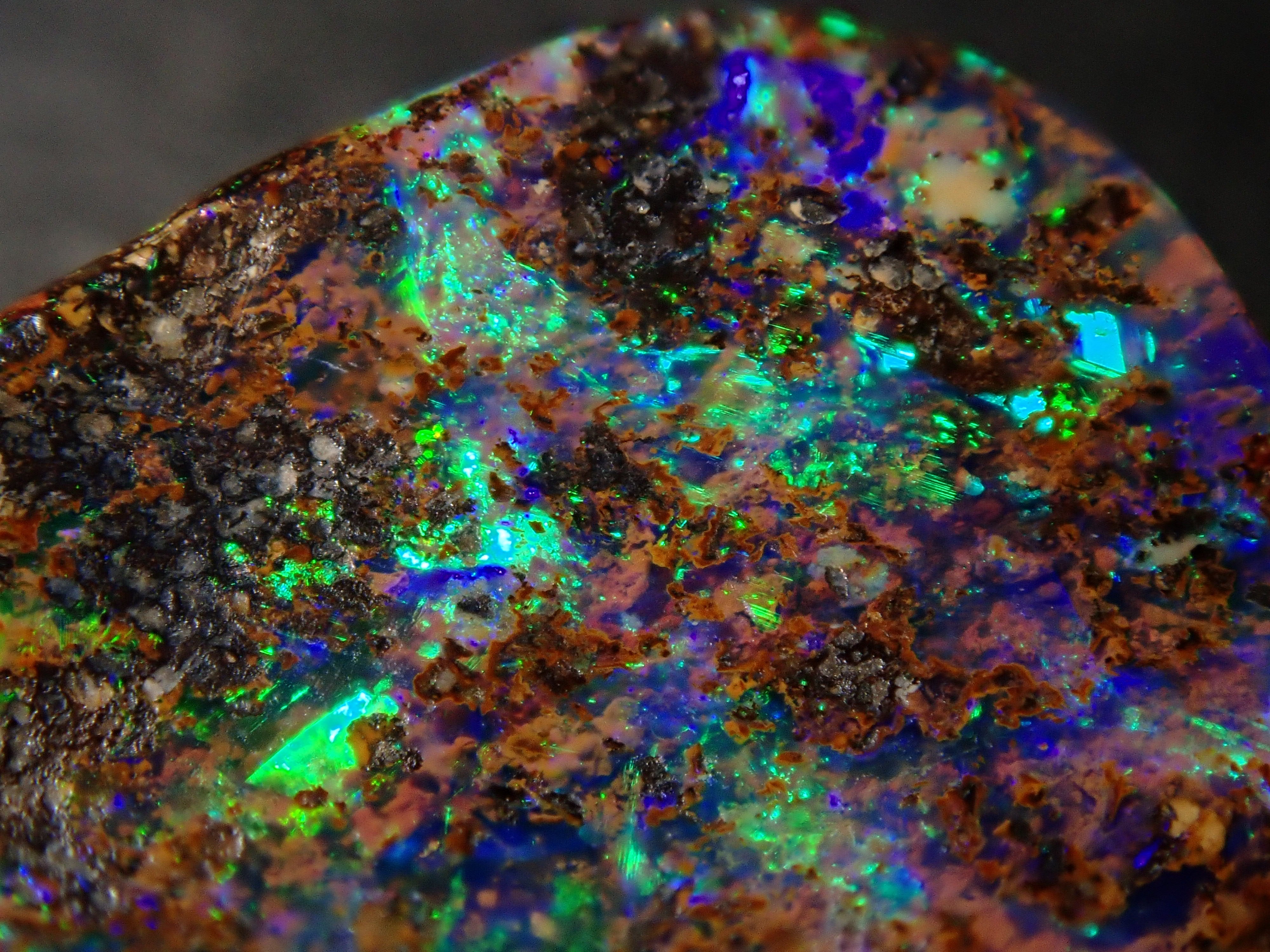 【2/8 22時販売】オーストラリア産ボルダーオパール 6.152ctルース