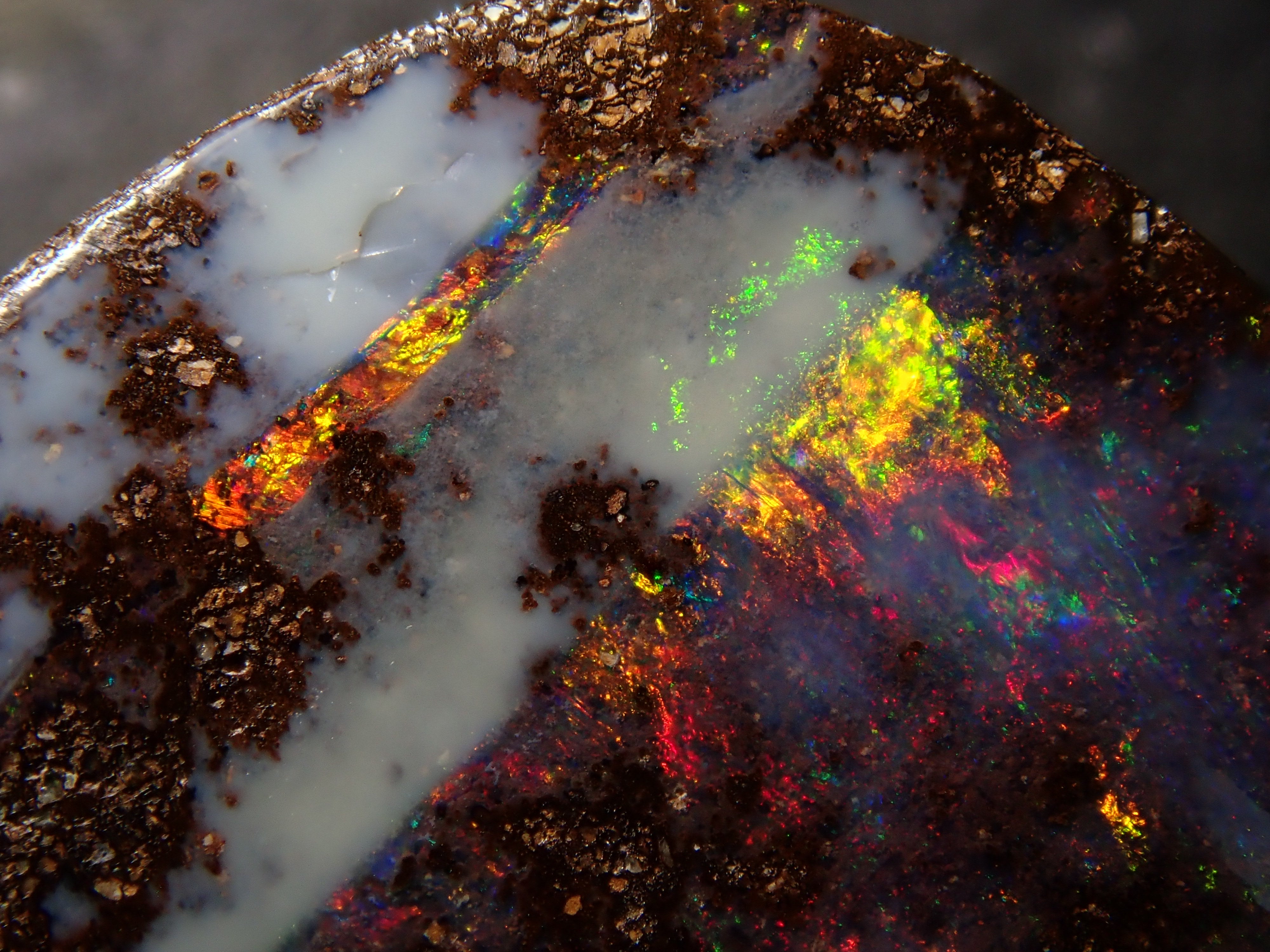 【2/8 22時販売】オーストラリア産ボルダーオパール 15.004ctルース