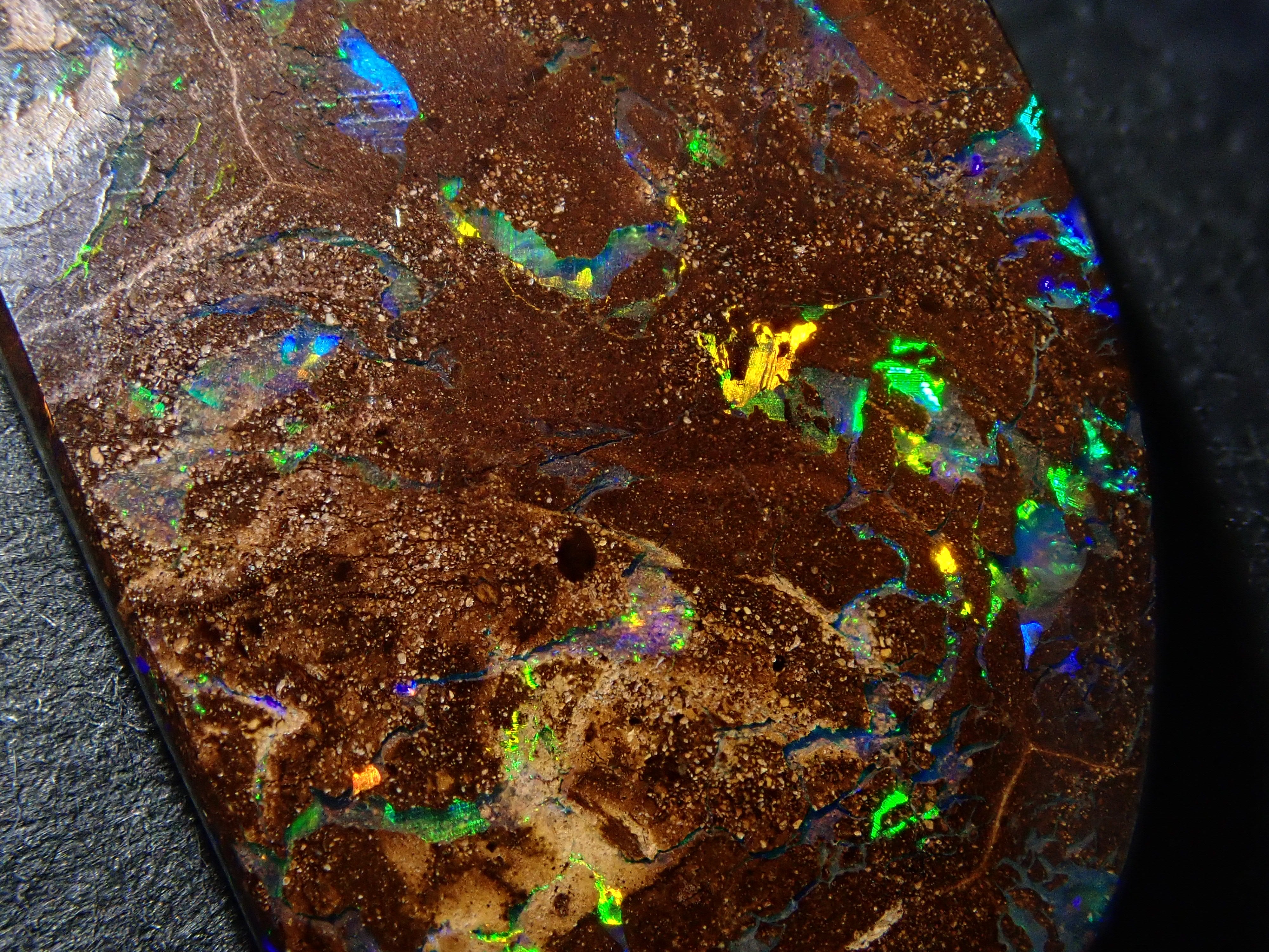 オーストラリア産アイアンオパール 17.439ctルース