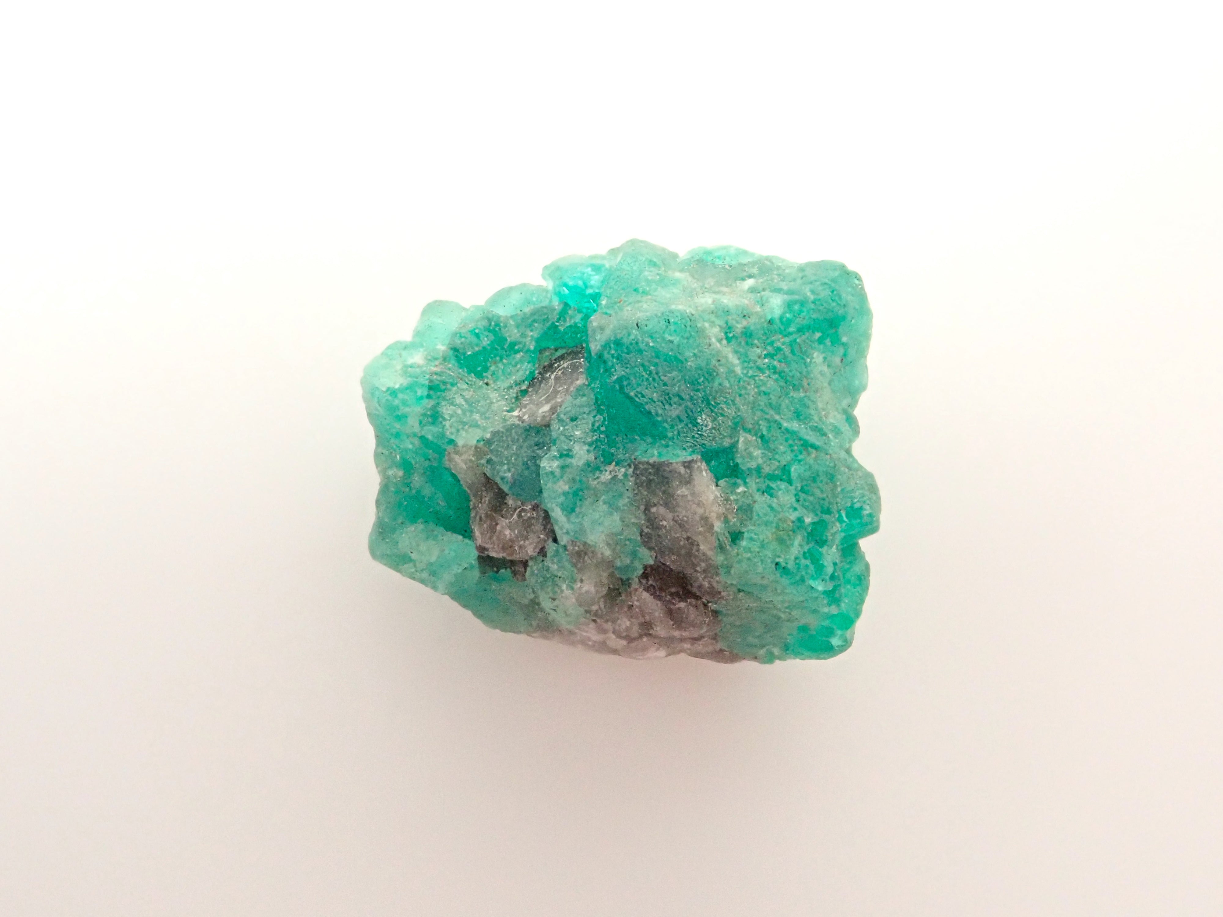 コロンビア産エメラルド 8.90ct原石