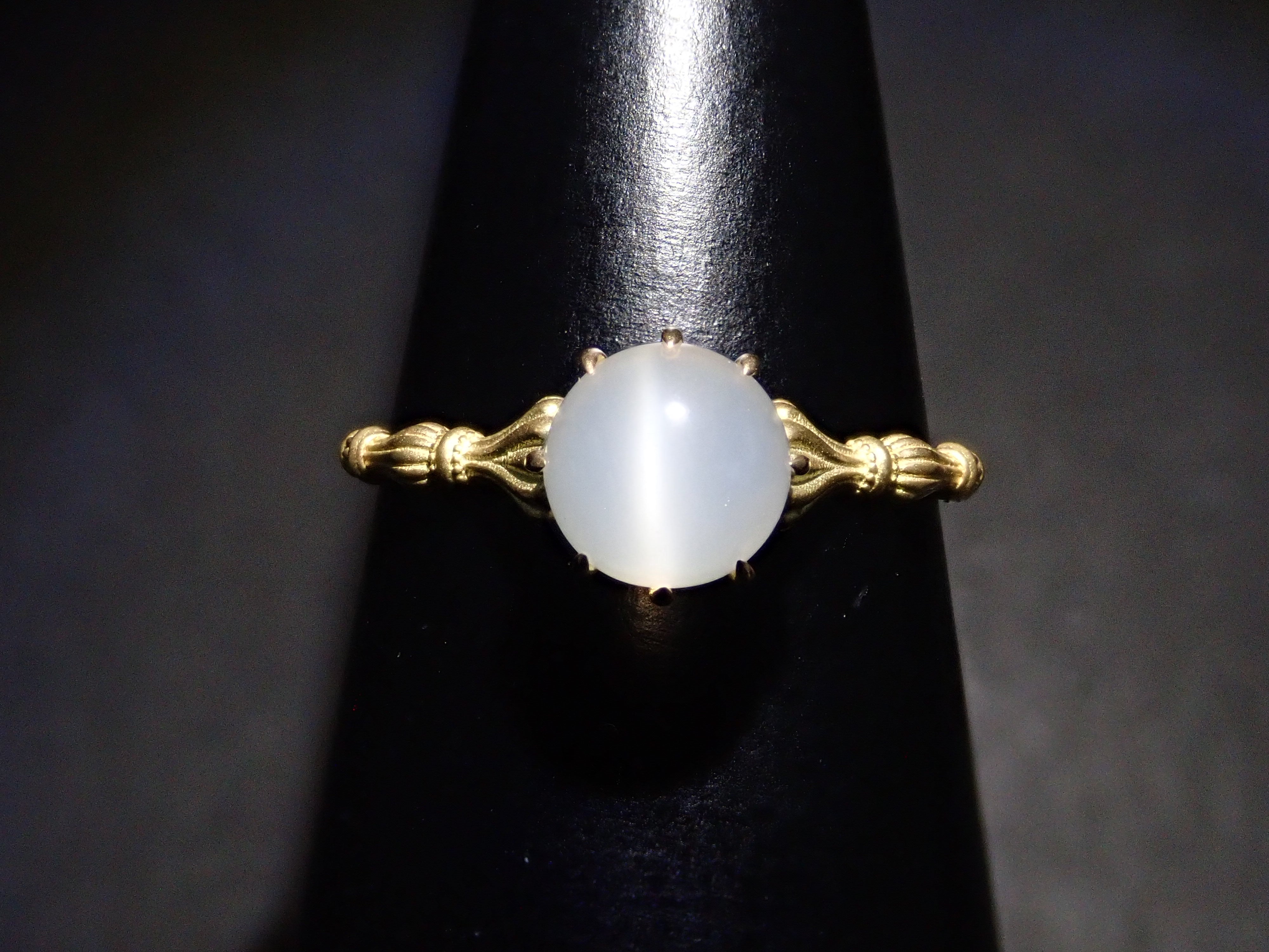 【抽選販売0216_04】K18YG ムーンストーンキャッツアイ 1.438ct リング