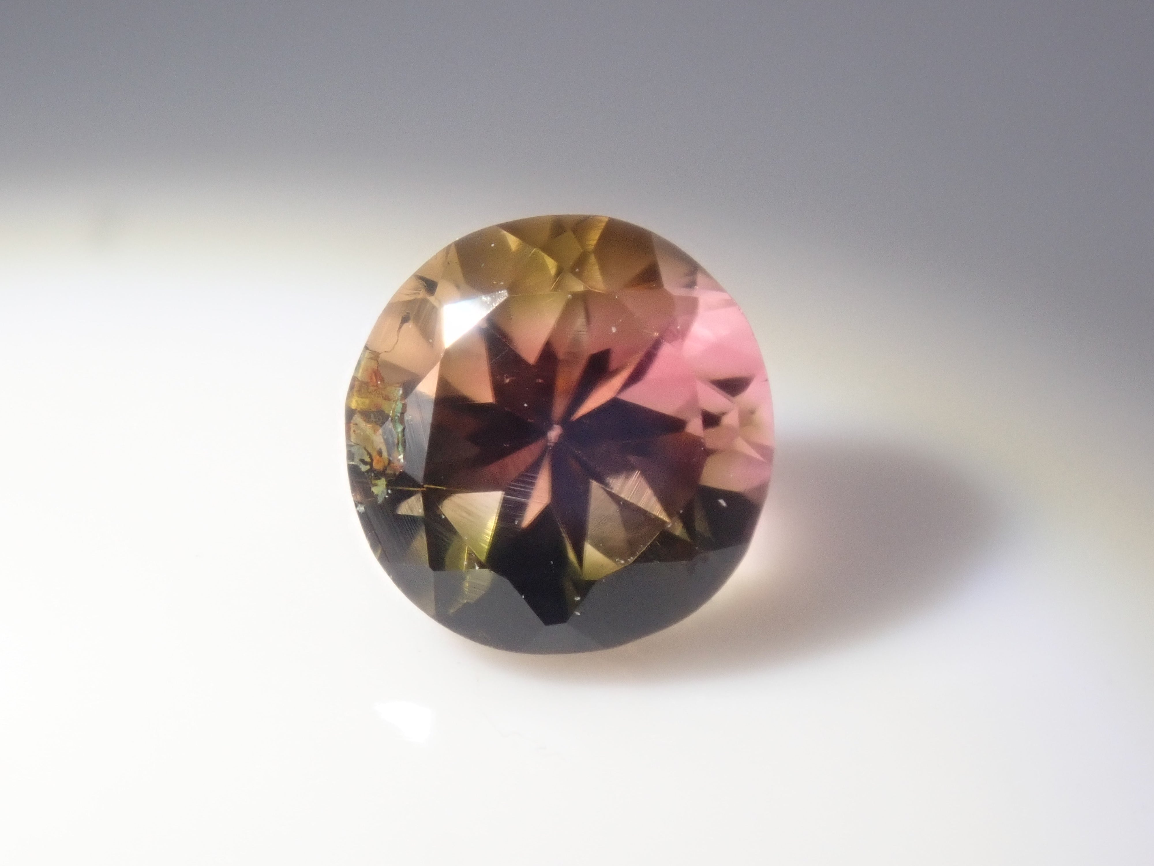 【2/22 22時販売】《限定13石》バイカラーガチャ💎通常79,800円のバイカラースフェーン、通常39,800円のパーティーカラーパライバトルマリンなど《複数購入割引有》