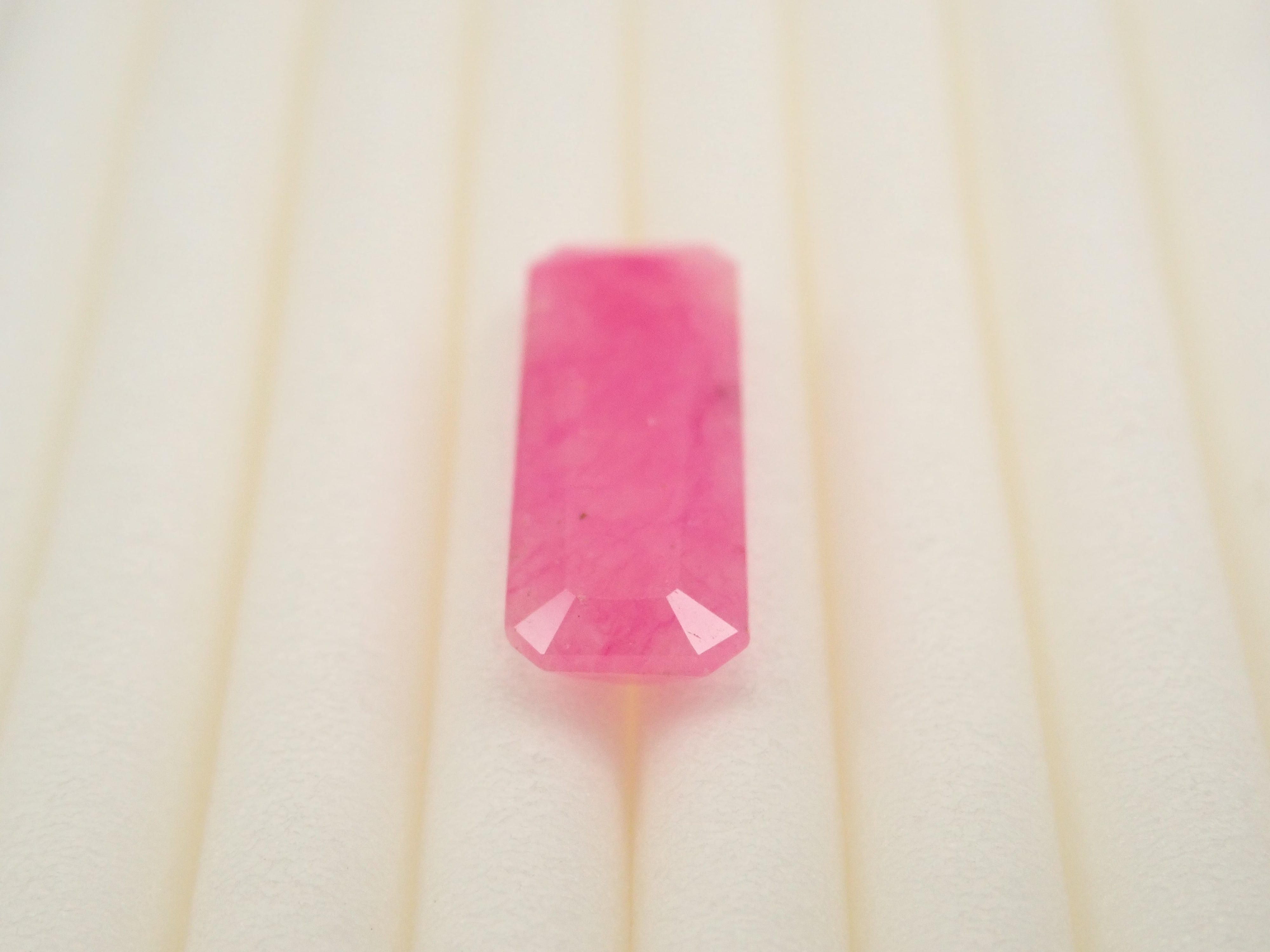 コンゴ産コバルトカルサイト 1.439ctルース