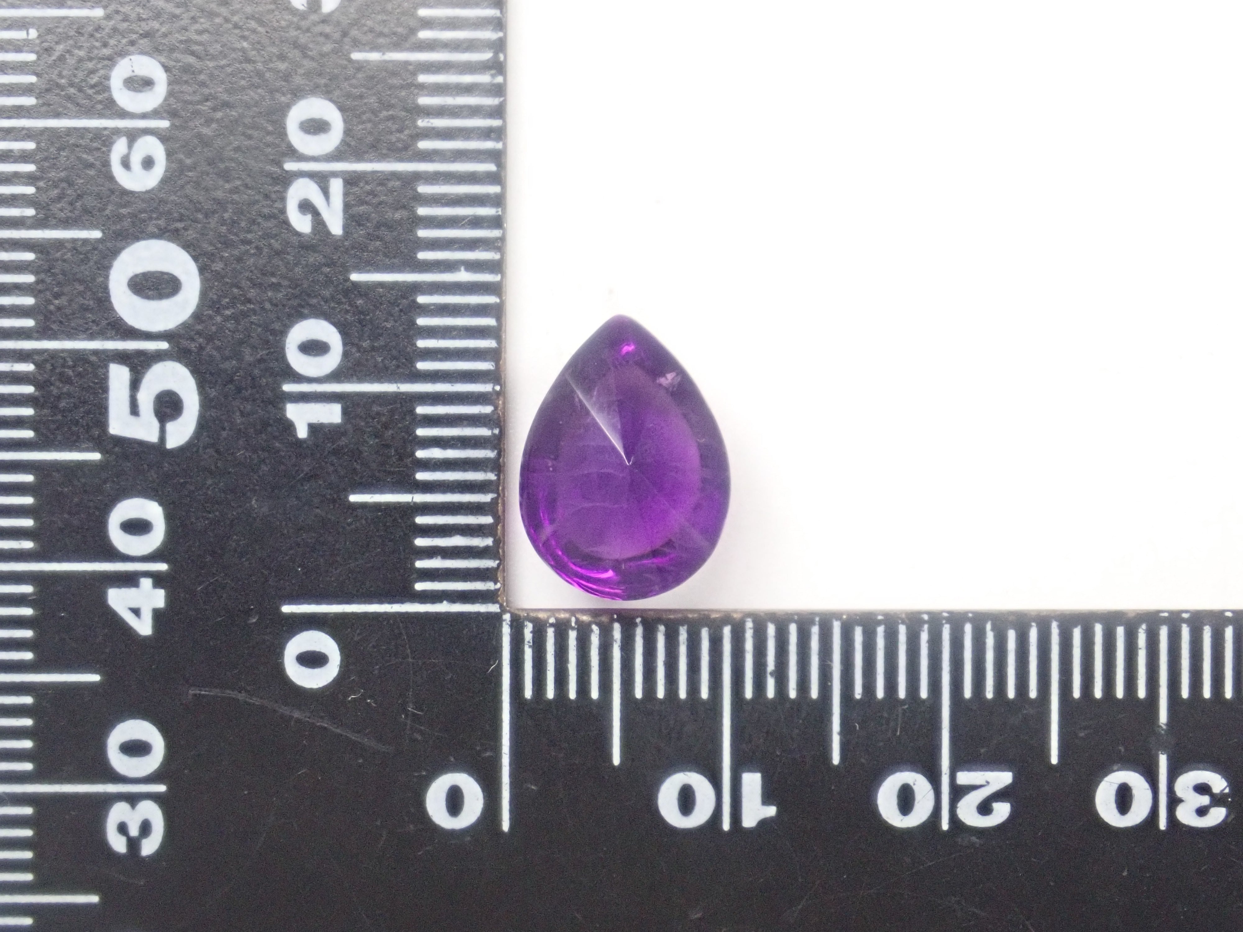 [Available at 10 PM on February 2nd] Limited to 10 stones! Takeshi Yamamoto Cut Gemstone Gacha! Fire Flower Cut Rock Crystal and More! Discounts Available for Multiple Purchases!